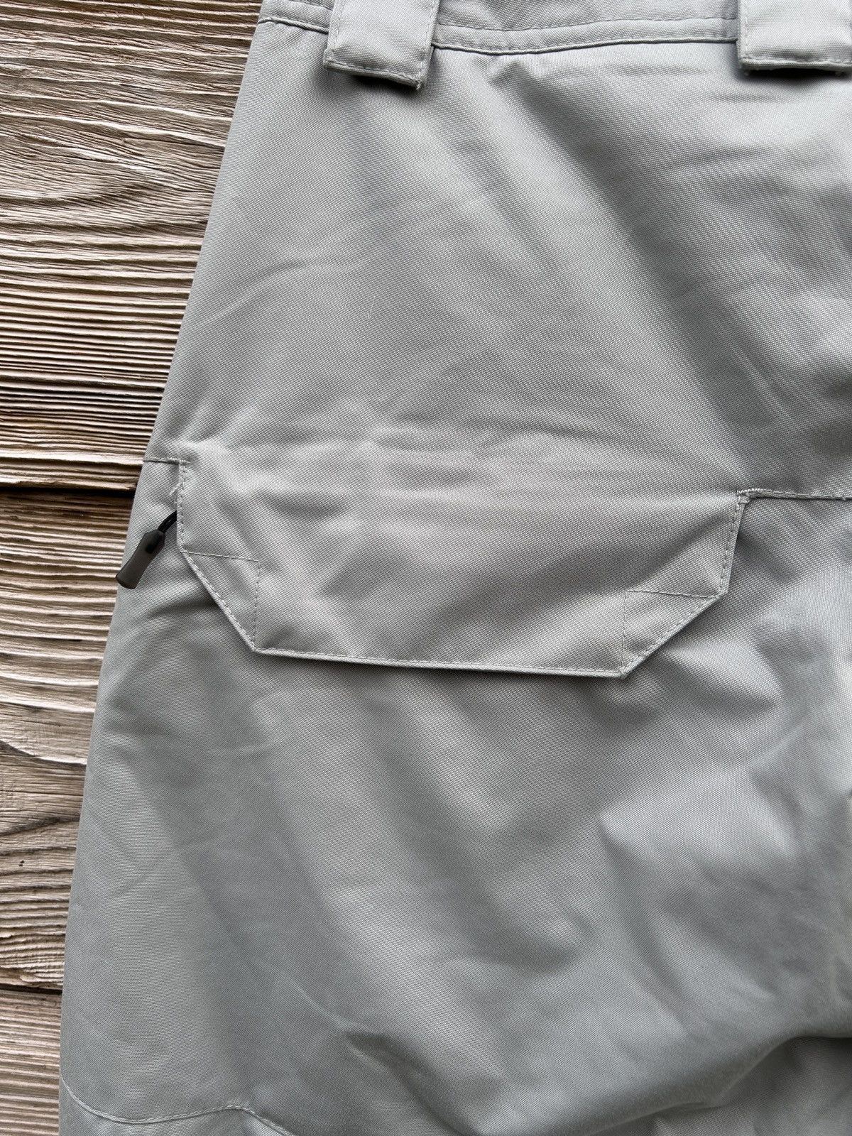 Oakley Vintage Oakley A/W11 Ski Pants Trousers In Grey Size US 30 / EU 46 - 8 Thumbnail