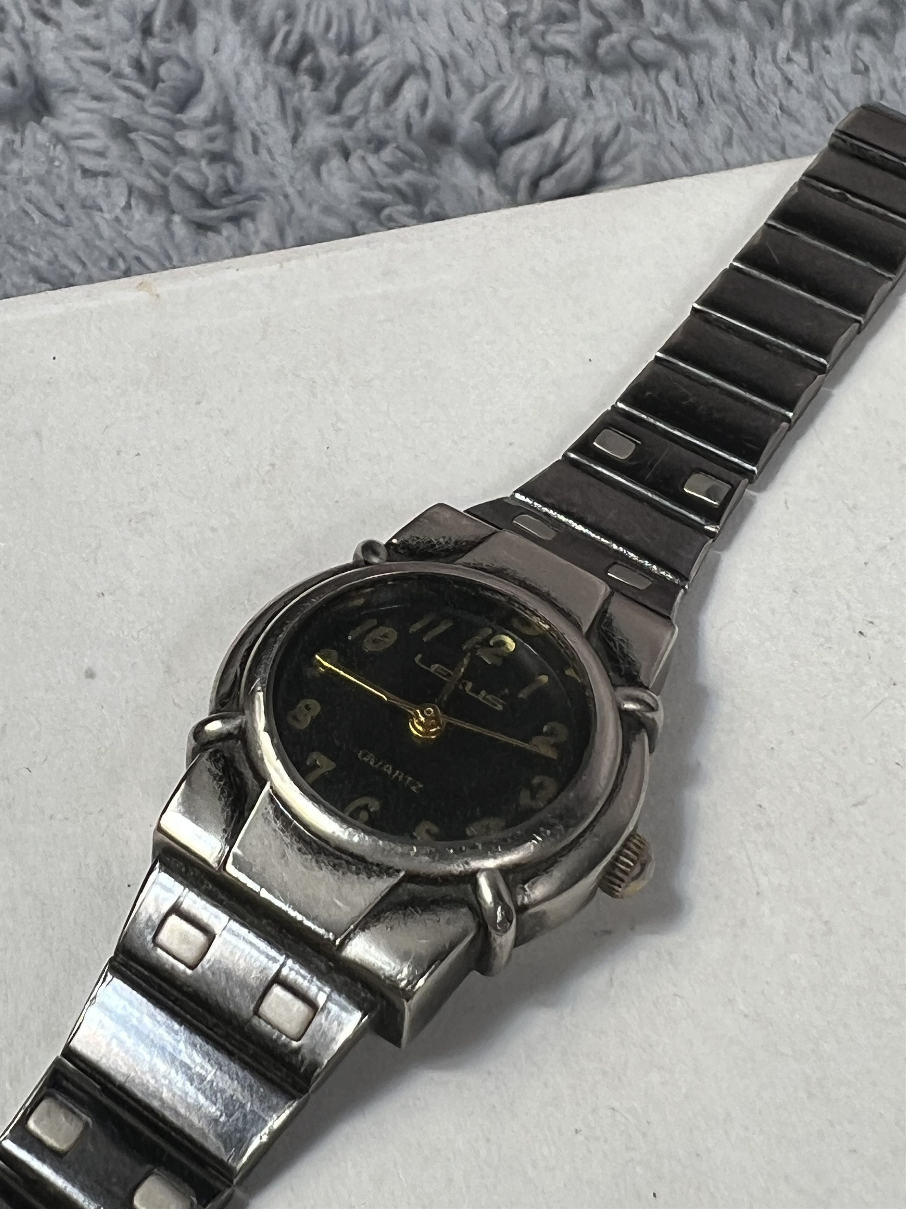 Vintage Futuristic Minimalistic Lexus Japanese Style Bracelet Watch Size ONE SIZE - 17 Thumbnail