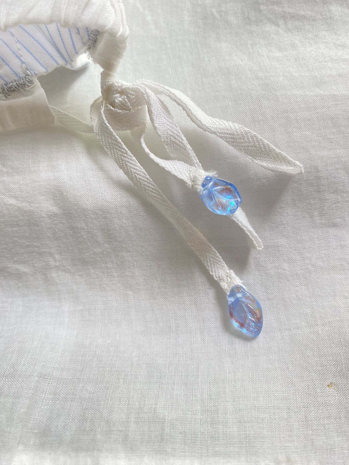 Marithe + Francois Girbaud MARITHE + FRANÇOIS GIRBAUD White shirt with blue embroidery Size M / US 6-8 / IT 42-44 - 14 Thumbnail