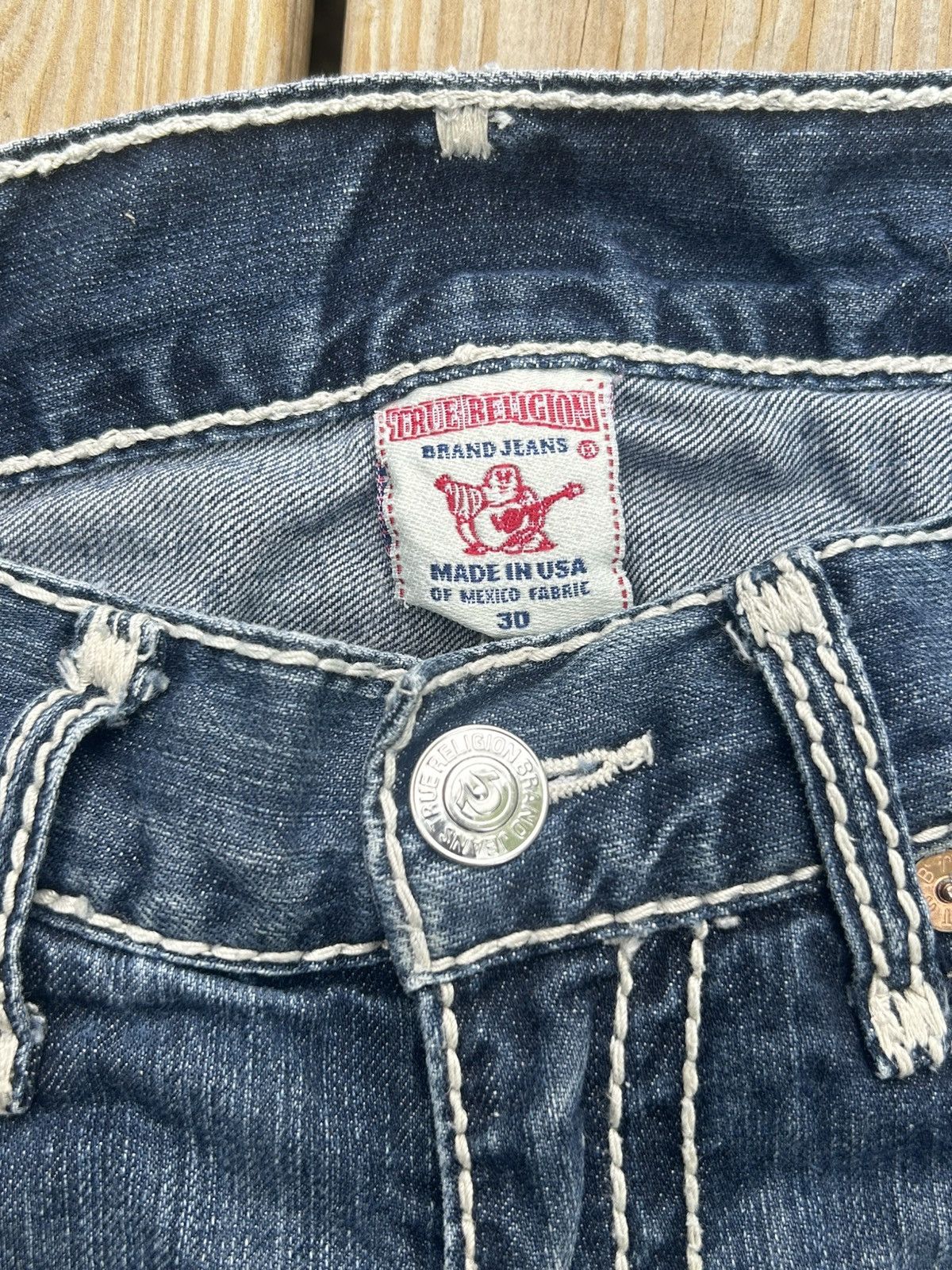 True Religion True Religion navy blue bootcut jeans with white stitching Size US 30 / EU 46 - 3 Thumbnail