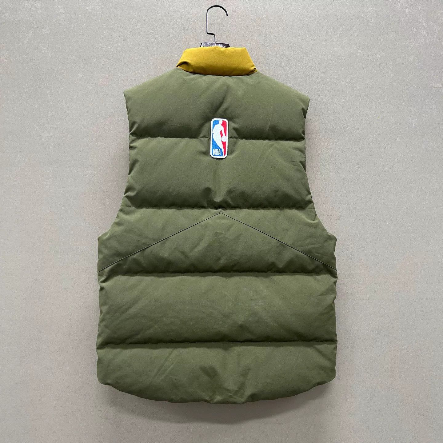 Canada Goose Canada Goose x RHUDE x NBA 99 Colorblocked Down Vest S Size US S / EU 44-46 / 1 - 2 Thumbnail