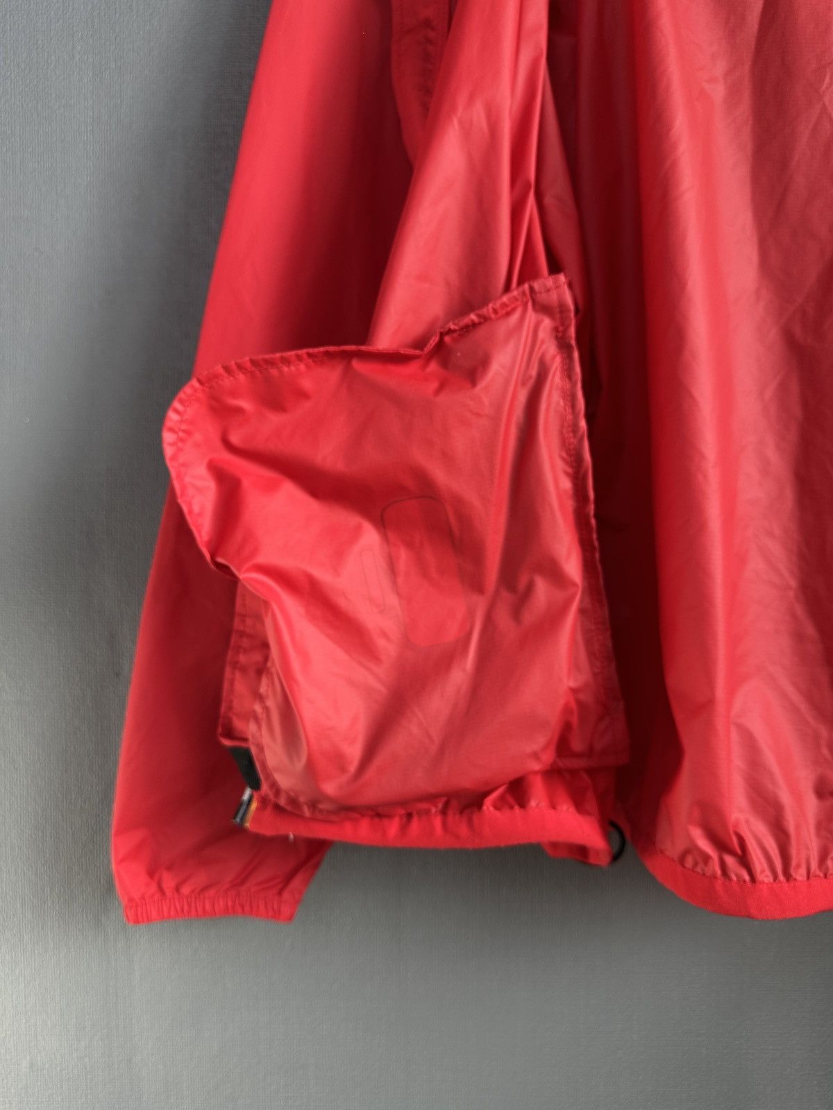 K-Way K-Way Le Vrai 3.0 Claude Waterproof Packable Red Jacket sz M Size US M / EU 48-50 / 2 - 13 Thumbnail
