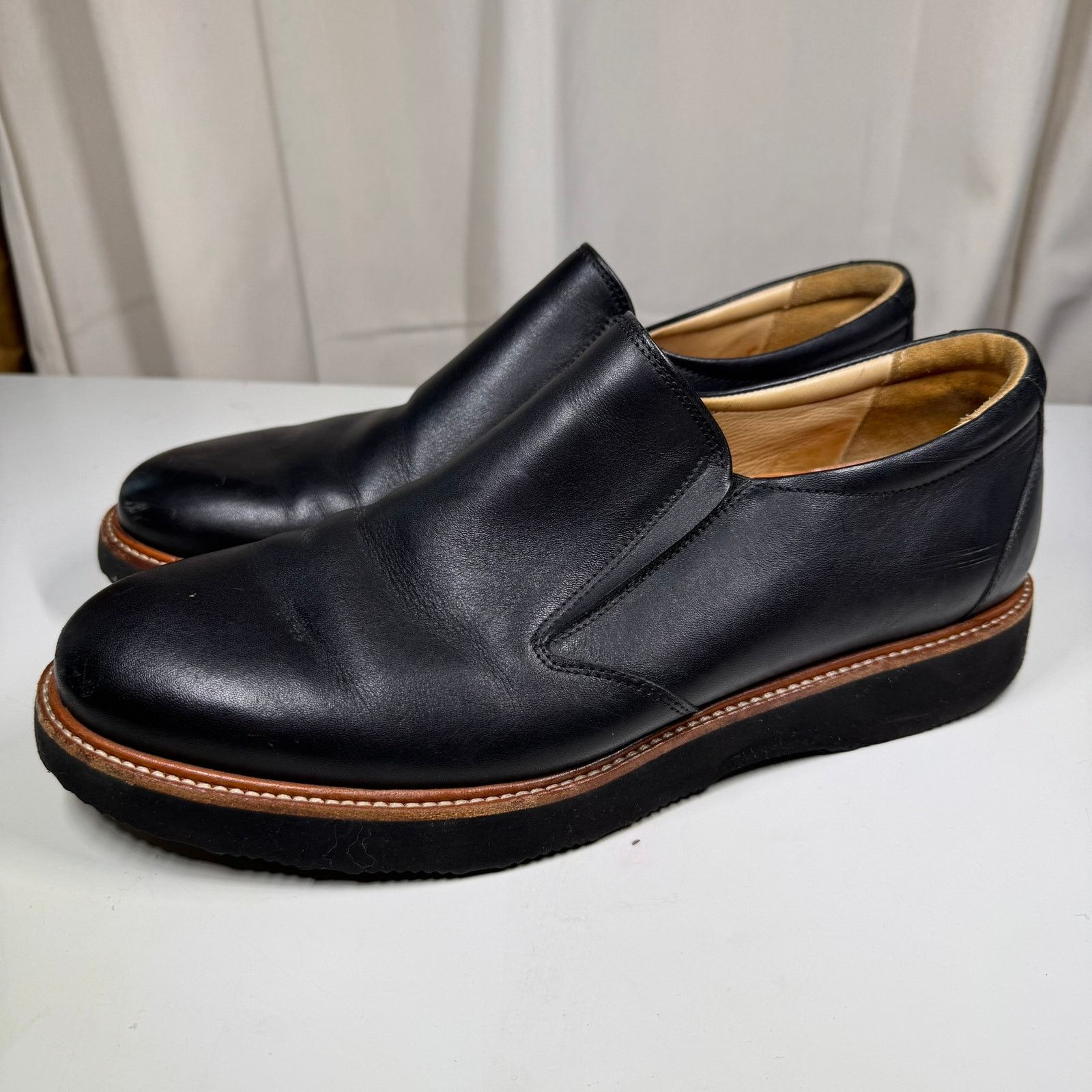 Samuel Hubbard Frequent Traveler Leather Slip On Loafers 9