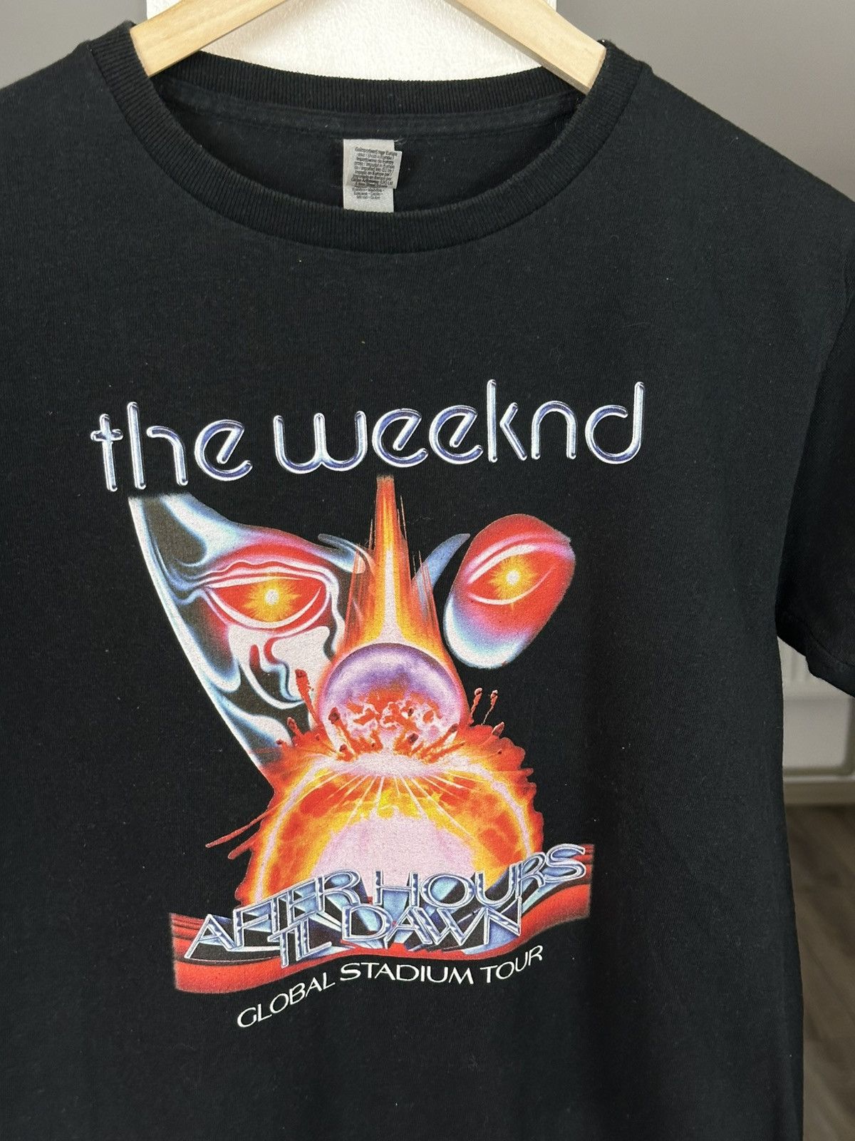 Band Tees THE WEEKEND GLOBAL STADIUM TOUR TEE Size US S / EU 44-46 / 1 - 3 Thumbnail
