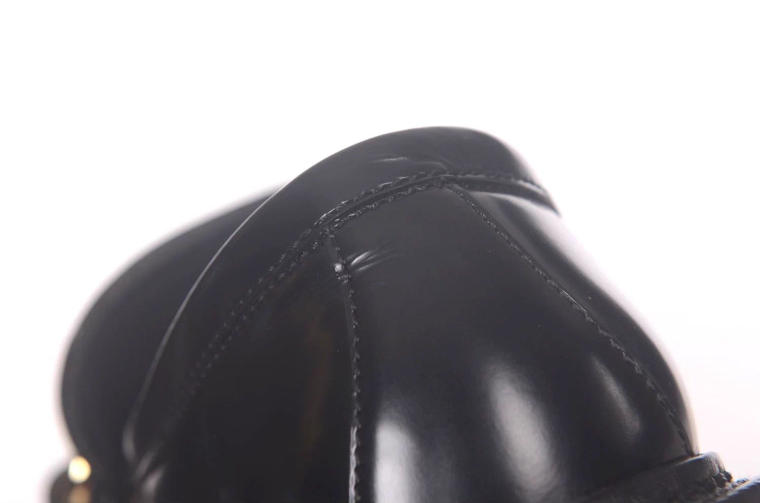 Louis Vuitton Louis Vuitton Academy Calfskin Wmns Chain 37.5 Size US 6.5 / IT 36.5 - 2 Thumbnail