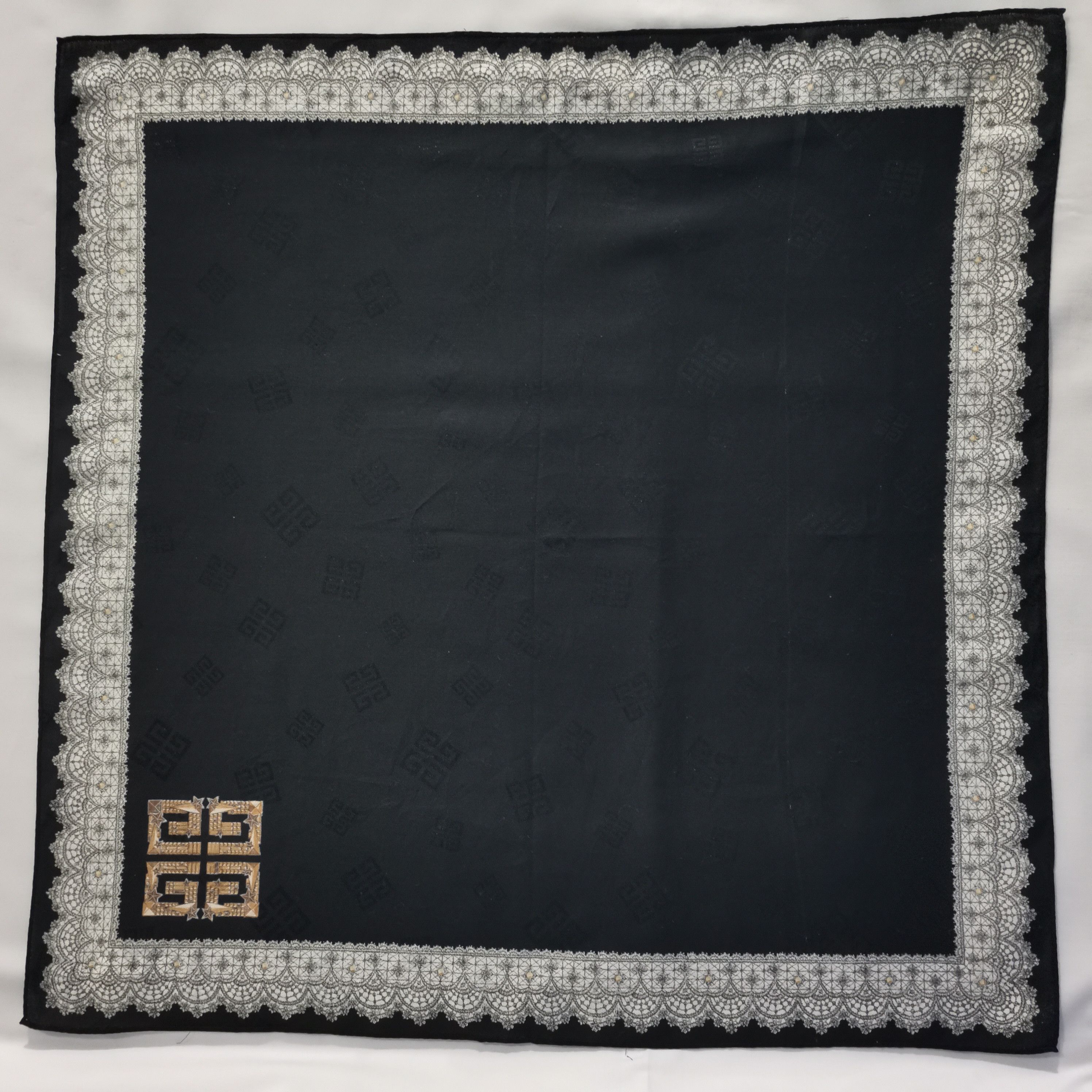 Givenchy GIVENCHY HANDKERCHIEF/ BANDANA/ SCARF Size ONE SIZE - 2 Thumbnail