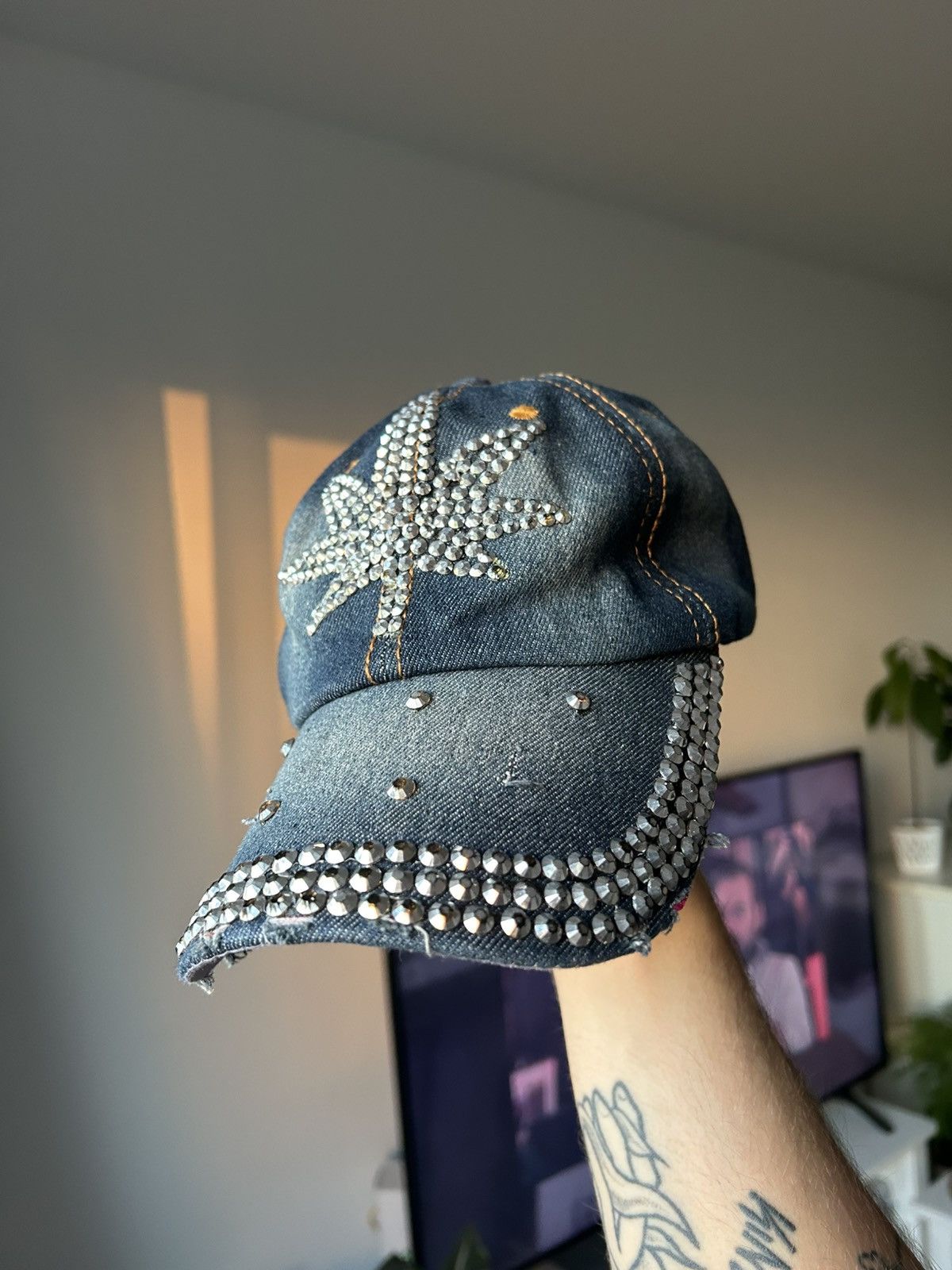 Ed Hardy Cannabis Leaf Gemstone Vintage Distressed Cap Size ONE SIZE - 2 Thumbnail