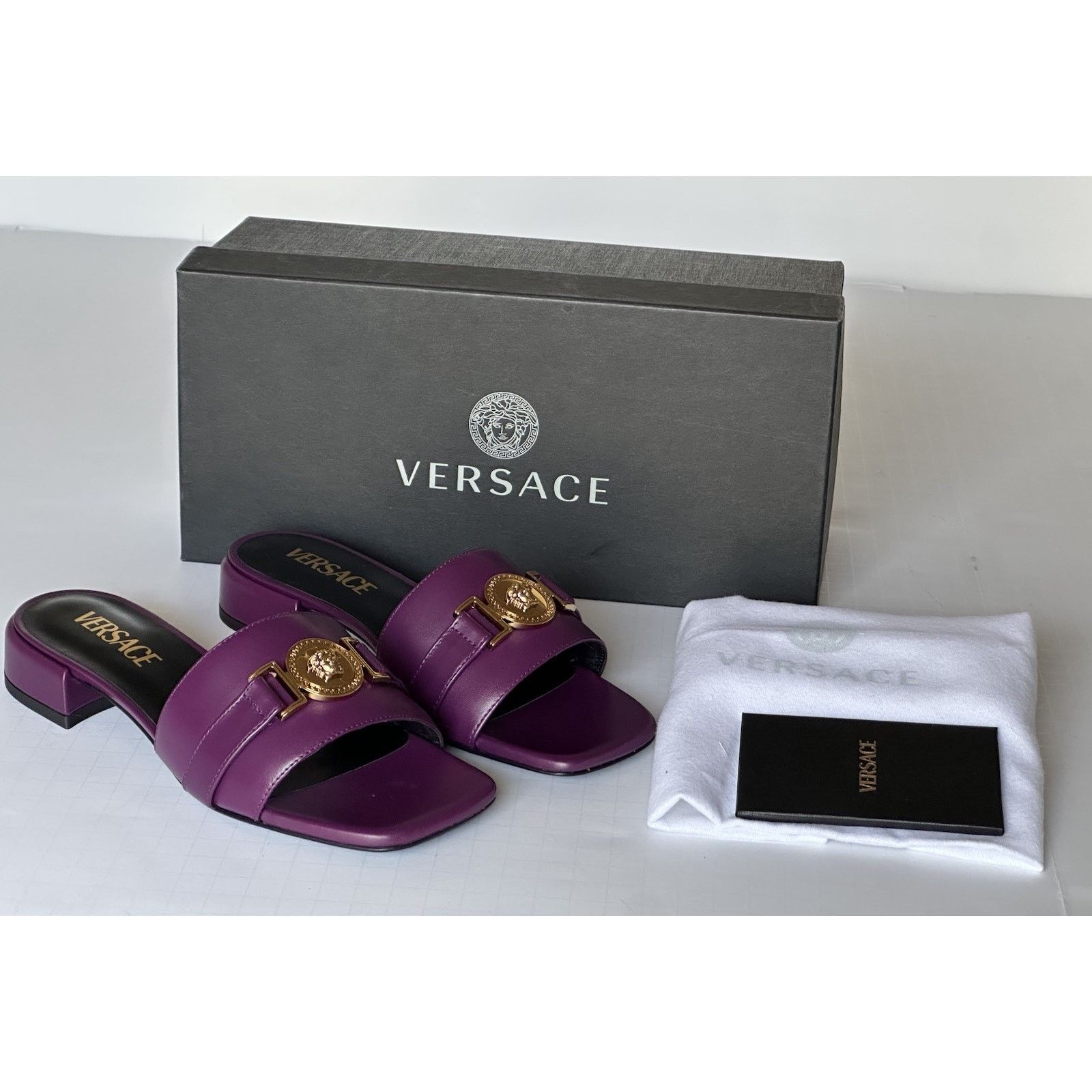 Versace VERSACE Medusa Women's Plum Sandals 6 US (36 Euro) 1014748 Size US 6 / IT 36 - 11 Thumbnail