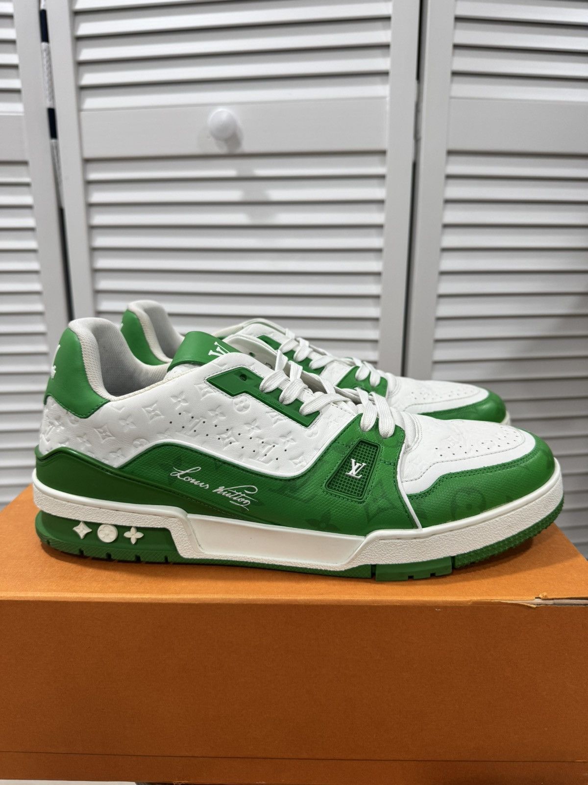 Louis Vuitton Louis Vuitton Trainer #54 Mini Monogram (Green/White) Size US 11 / EU 44 - 4 Thumbnail
