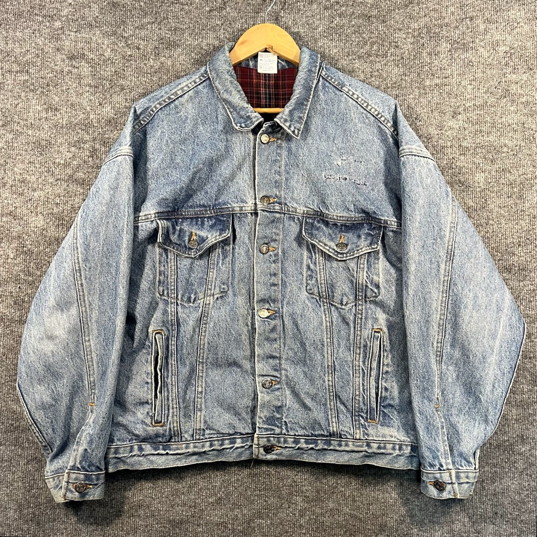 Denime VINTAGE Tyca Embossed Denim Jacket Mens Large USA 90s Size US L / EU 52-54 / 3 - 3 Thumbnail