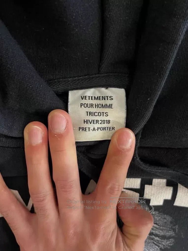 Vetements VETEMENTS Portrait Sweatshirt Size US M / EU 48-50 / 2 - 3 Thumbnail