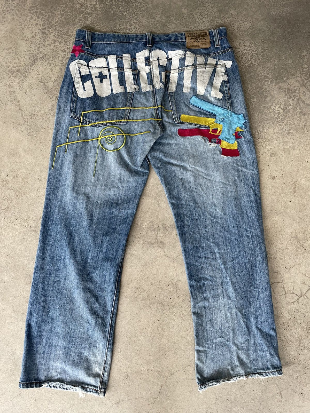 Japanese Brand Japanese Brand Embroidered Baggy Denim Size US 37 - 1 Thumbnail