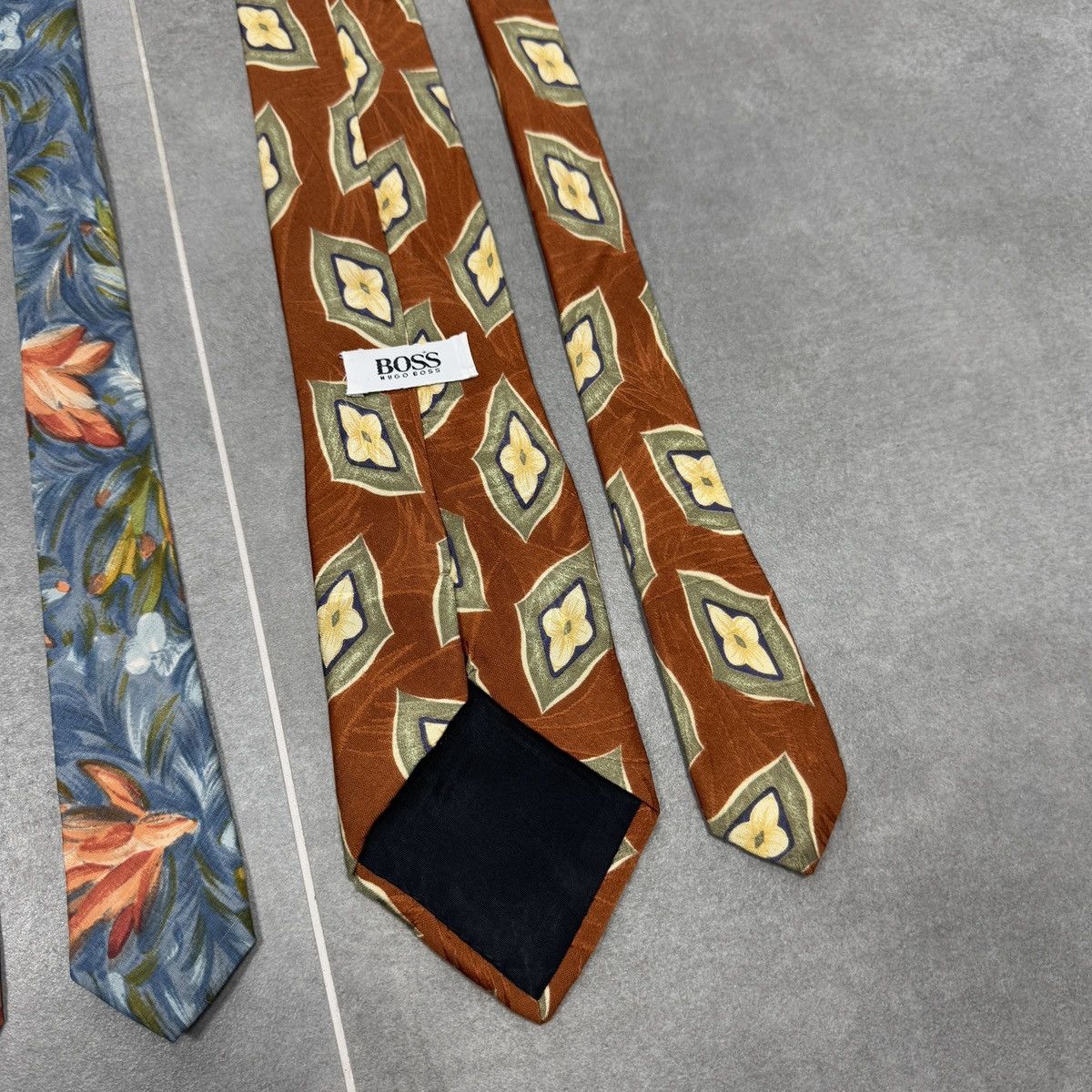 Hugo × Hugo Boss × Vintage Vintage Hugo Boss Silk Ties x2 Size ONE SIZE - 14 Thumbnail