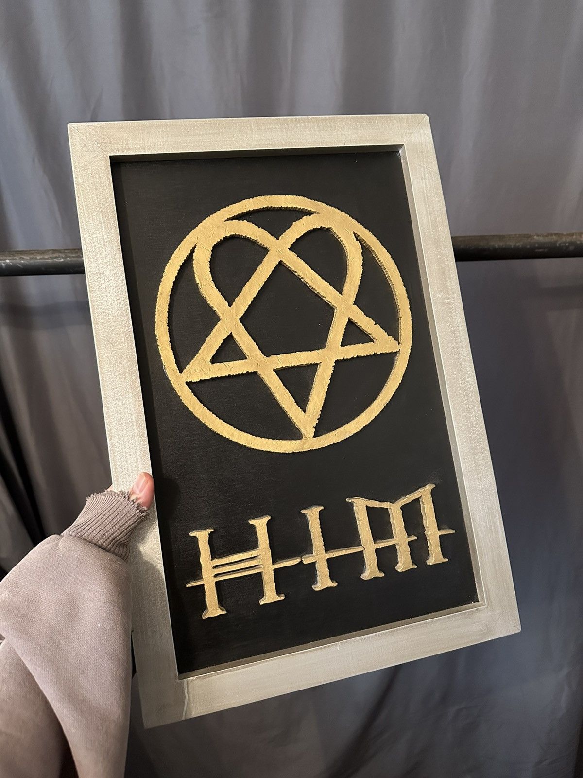 Vintage Vintage 2006 HIM HEARTAGRAM Wall Art Size ONE SIZE - 2 Thumbnail