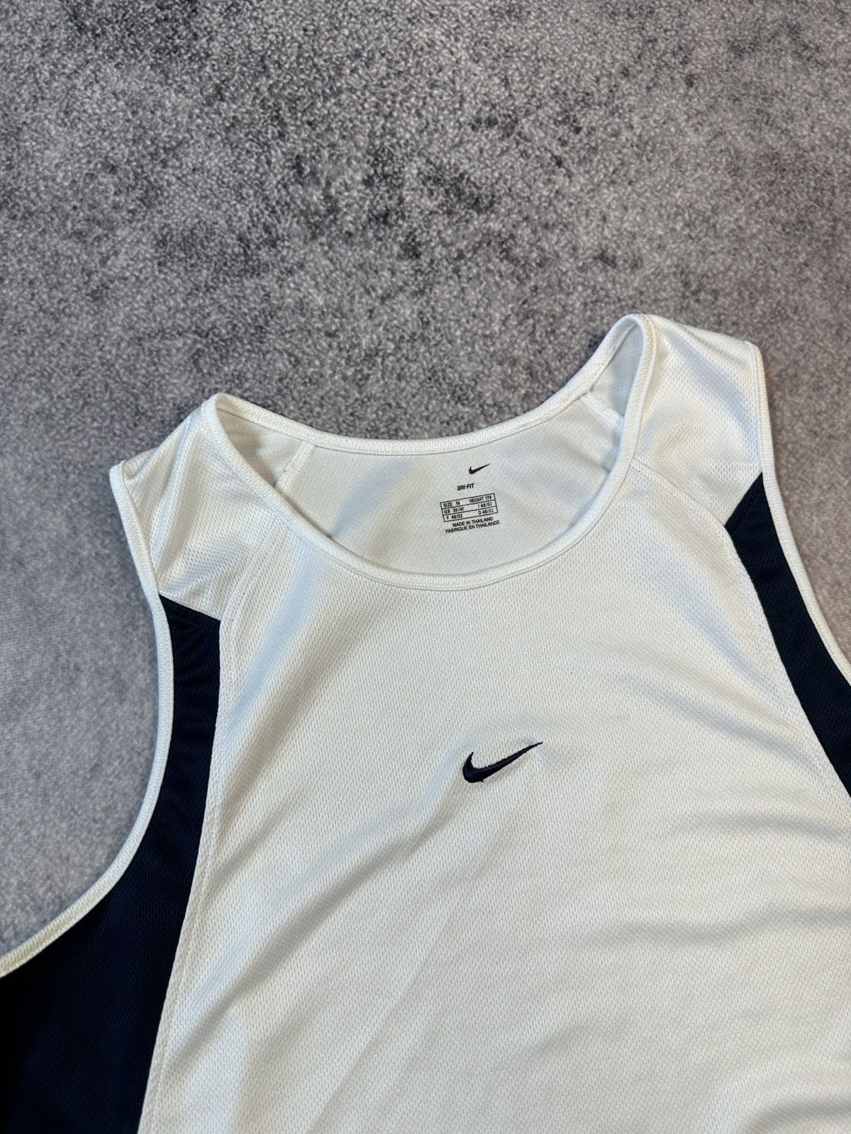 Nike × Vintage Y2K Vintage Nike Tank Top Streetwear Rare Casual USA Style Size US M / EU 48-50 / 2 - 2 Thumbnail