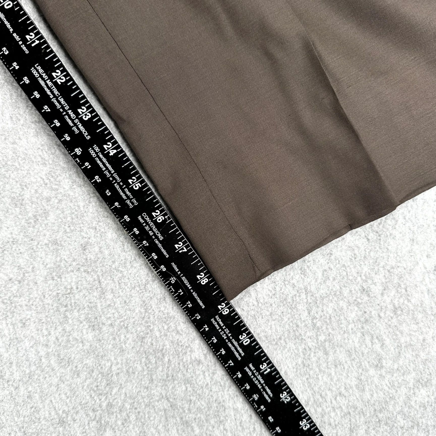 Vintage Belvest Dress Pants Mens 36x29 Brown Wool Flat Front Suit Trousers Made Italy Dress Pants Mens 36 Brown Wool Flat Front Suit Trousers Made Italy Size 36R - 4 Thumbnail