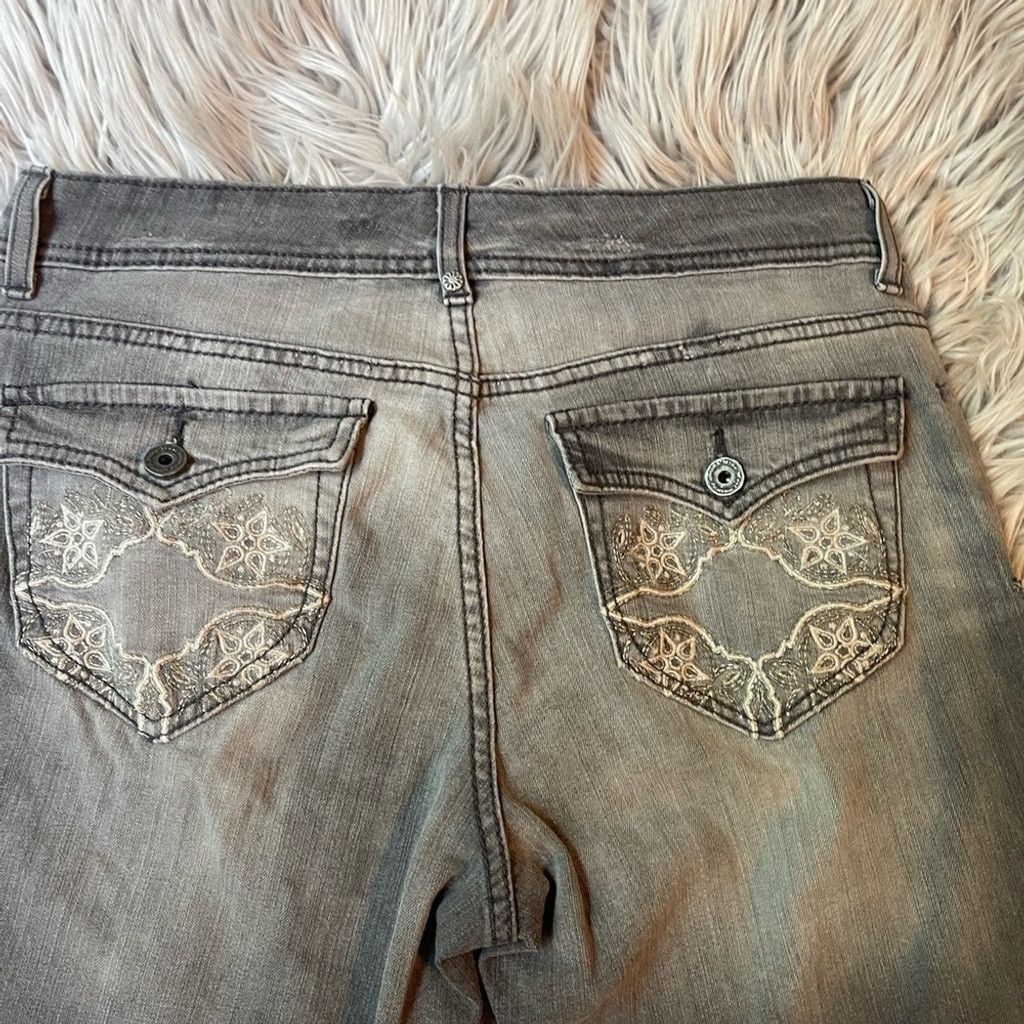 Other Embroidered Y2K gray faded jeans size 8/28 Size 28" / US 6 / IT 42 - 3 Thumbnail