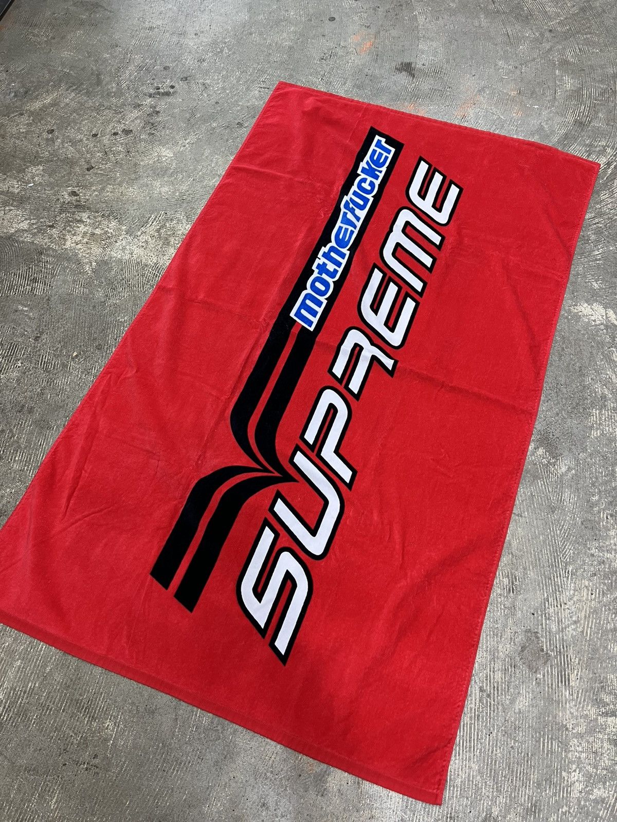 Supreme - Supreme motherfucker towel 赤 Supreme Motherfucker | Grailed