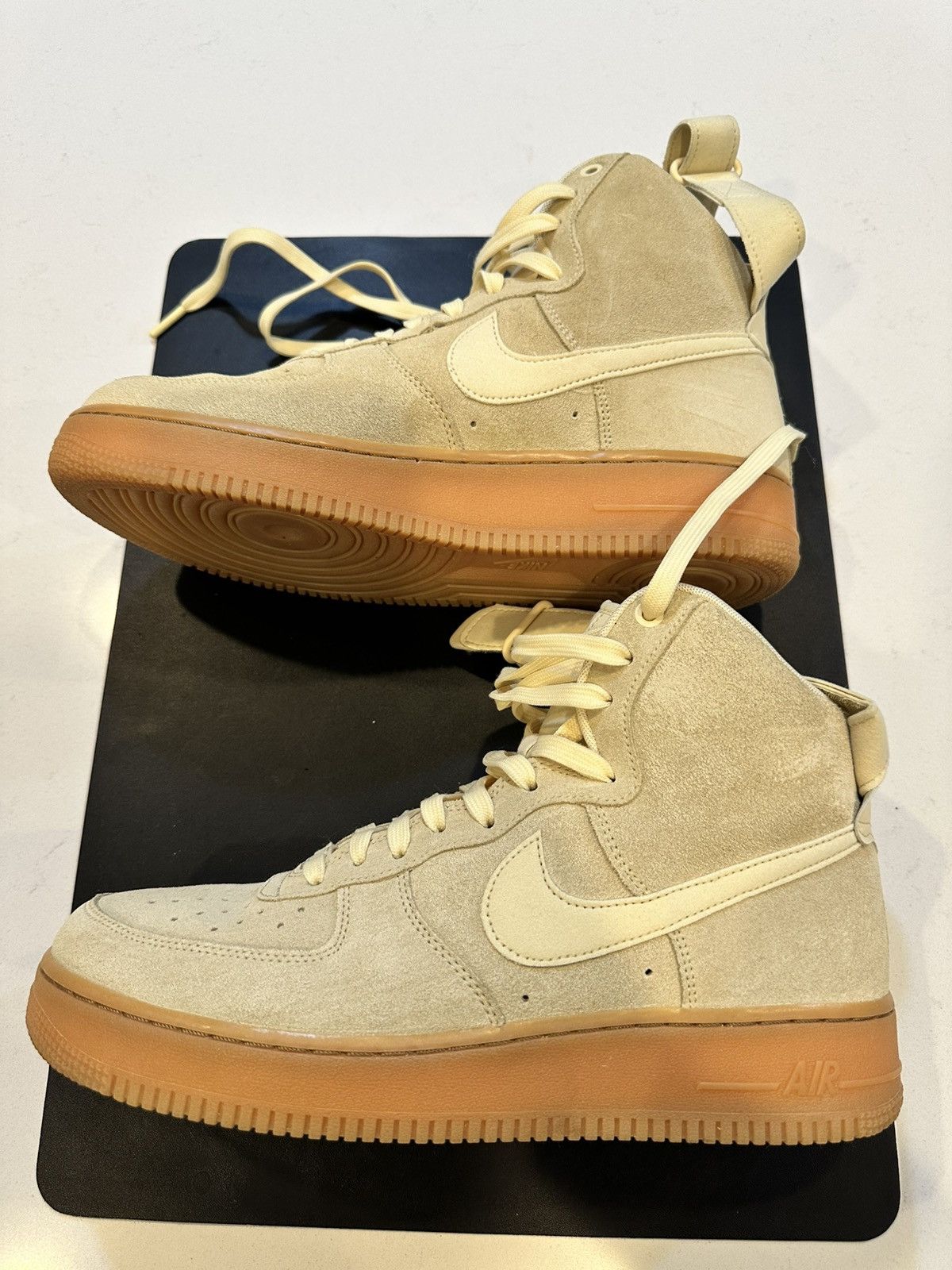 Nike Nike Air Force 1 High '07 LV8 Suede Size US 10 / EU 43 - 8 Thumbnail