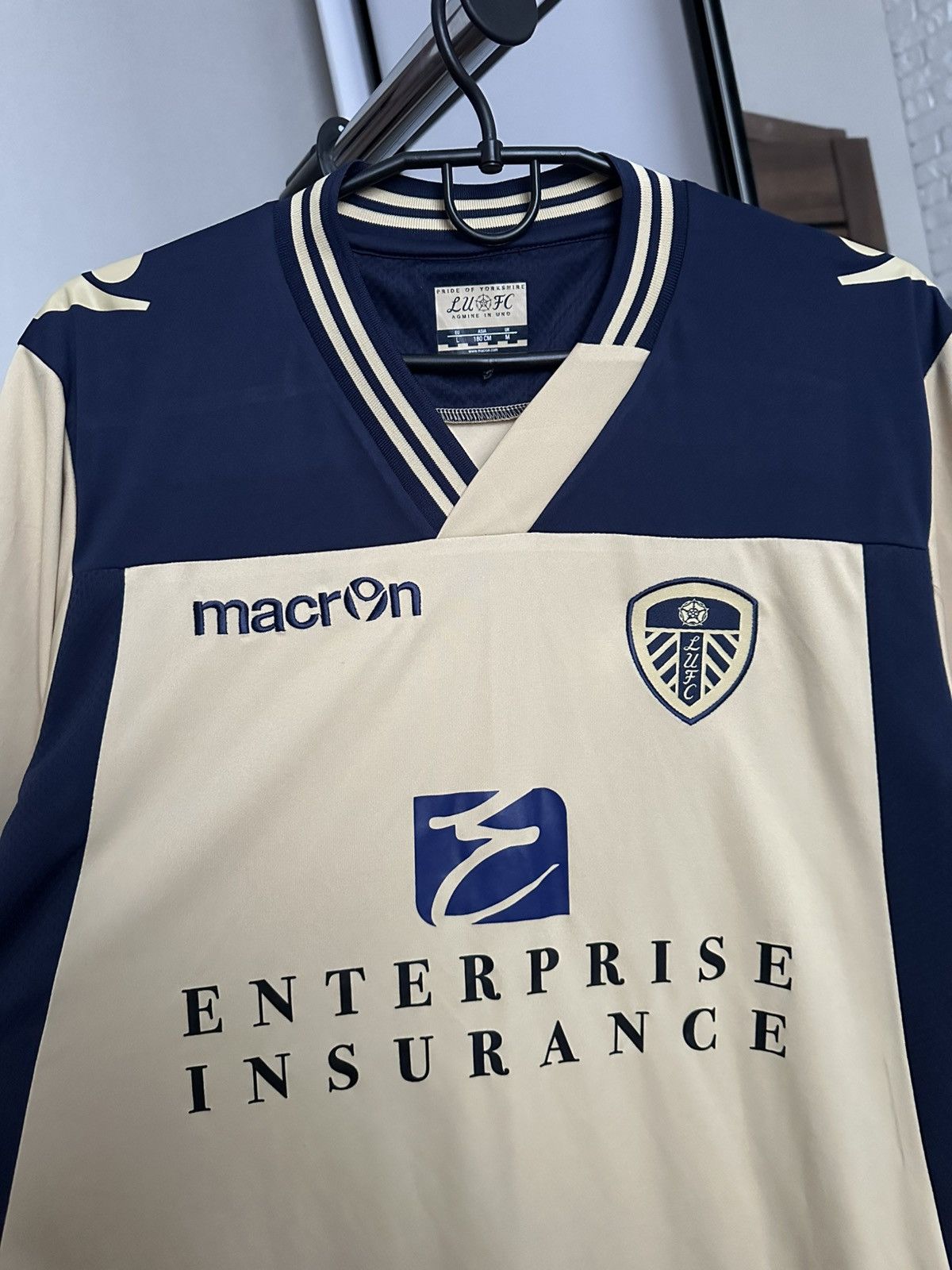 Macron 2013/2014 FC Leeds Macron Soccer Jersey T-Shirt Size US L / EU 52-54 / 3 - 6 Thumbnail