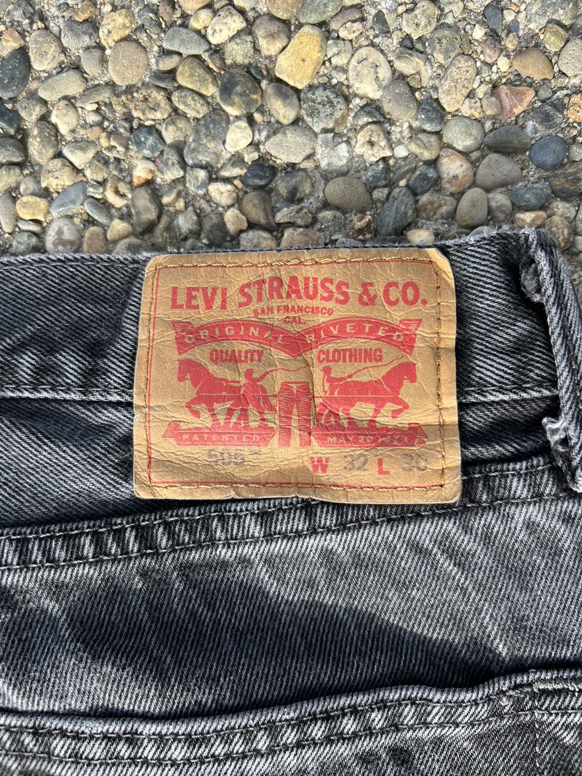 Levi's × Levi's Vintage Clothing Levi’s Vintage Washed Black Baggy Denim Size US 32 / EU 48 - 4 Thumbnail