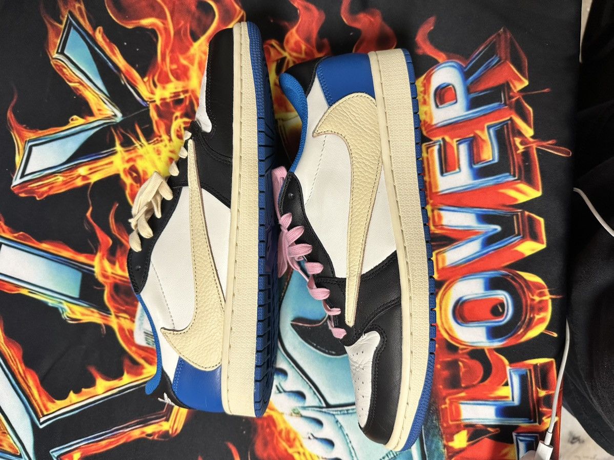 Nike × Travis Scott Travis scott low fragments Size US 11 / EU 44 - 1 Thumbnail
