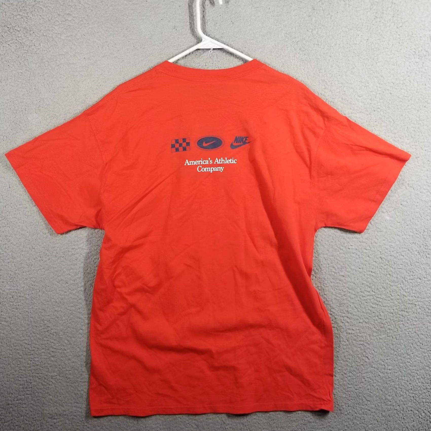 Nike Nike Shirt Mens L Red NSW 1972 Sportswear Graphic Tee Flame Cotton Size US L / EU 52-54 / 3 - 3 Thumbnail