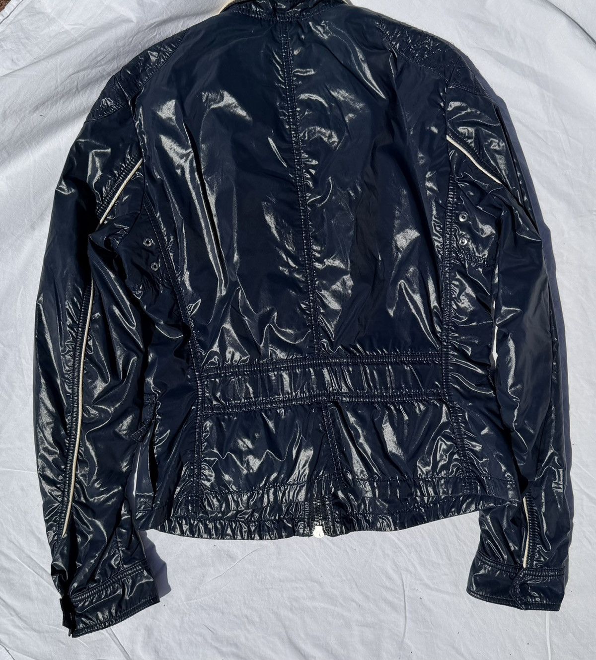 Moncler Moncler Glossy Nylon Jacket Navy Size 3 (Fits S/M) Size M / US 6-8 / IT 42-44 - 13 Thumbnail