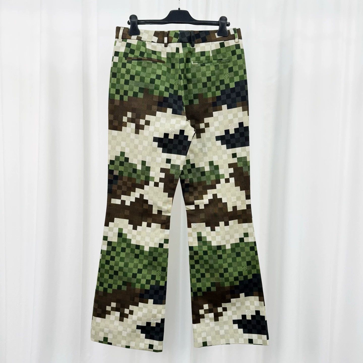 Louis Vuitton Louis Vuitton Collaboration Camouflage Checkered Trousers Size US 44 / EU 60 - 2 Thumbnail