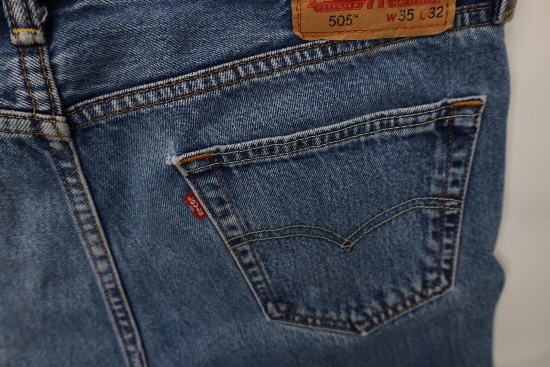 Levi's Vintage Y2K Levis 505 Regular Straight Leg Denim Jeans Size US 35 - 14 Thumbnail