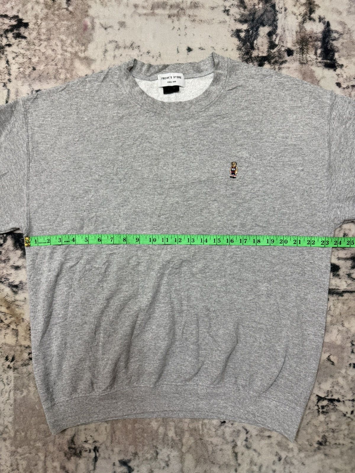 Japanese Brand × Vintage Freak’s Store Bear Logo Small Sweathsirt Size US L / EU 52-54 / 3 - 10 Thumbnail