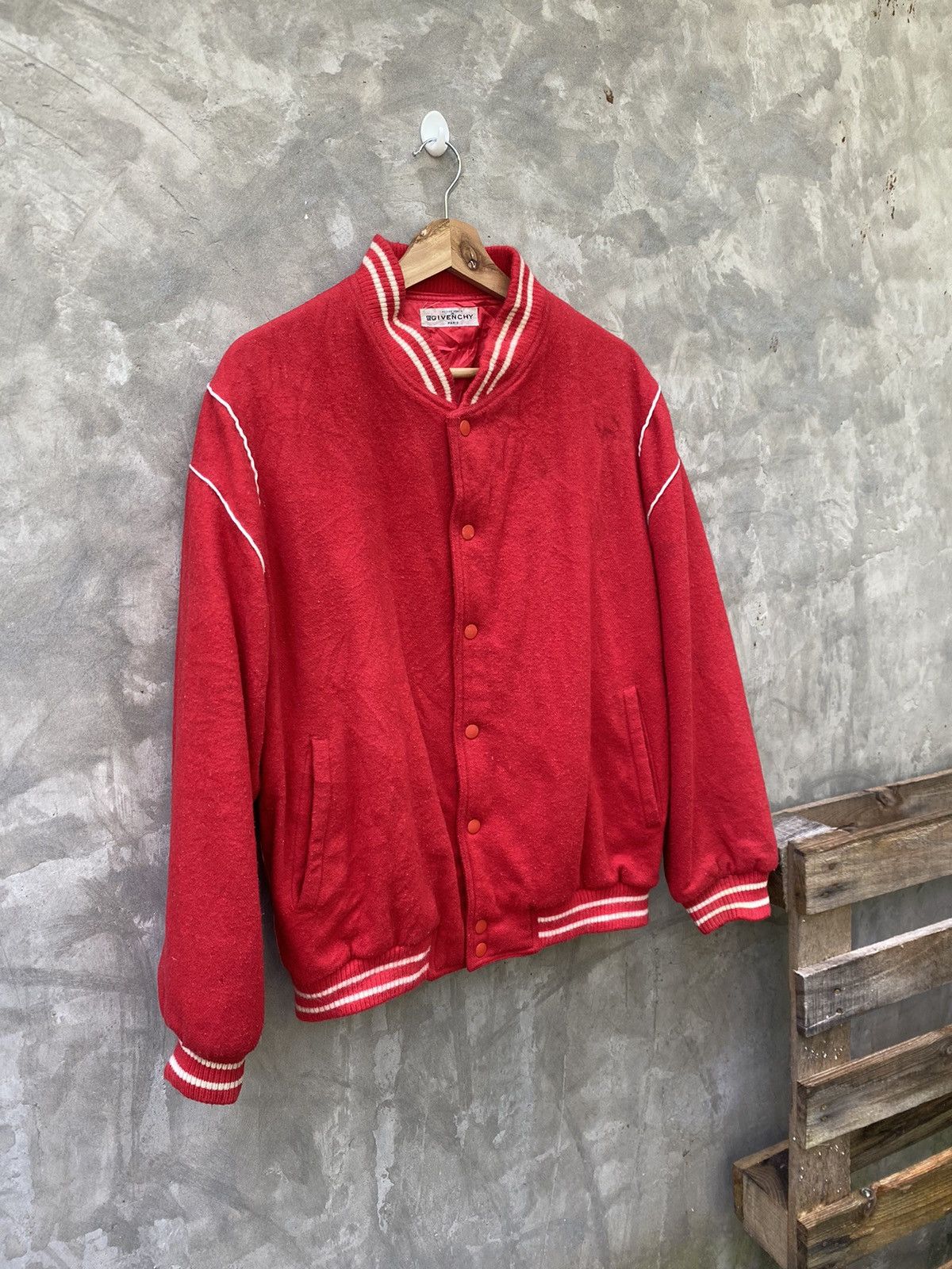 Givenchy Vintage Givenchy Wool Varsity Jacket Distressed Size US L / EU 52-54 / 3 - 4 Thumbnail