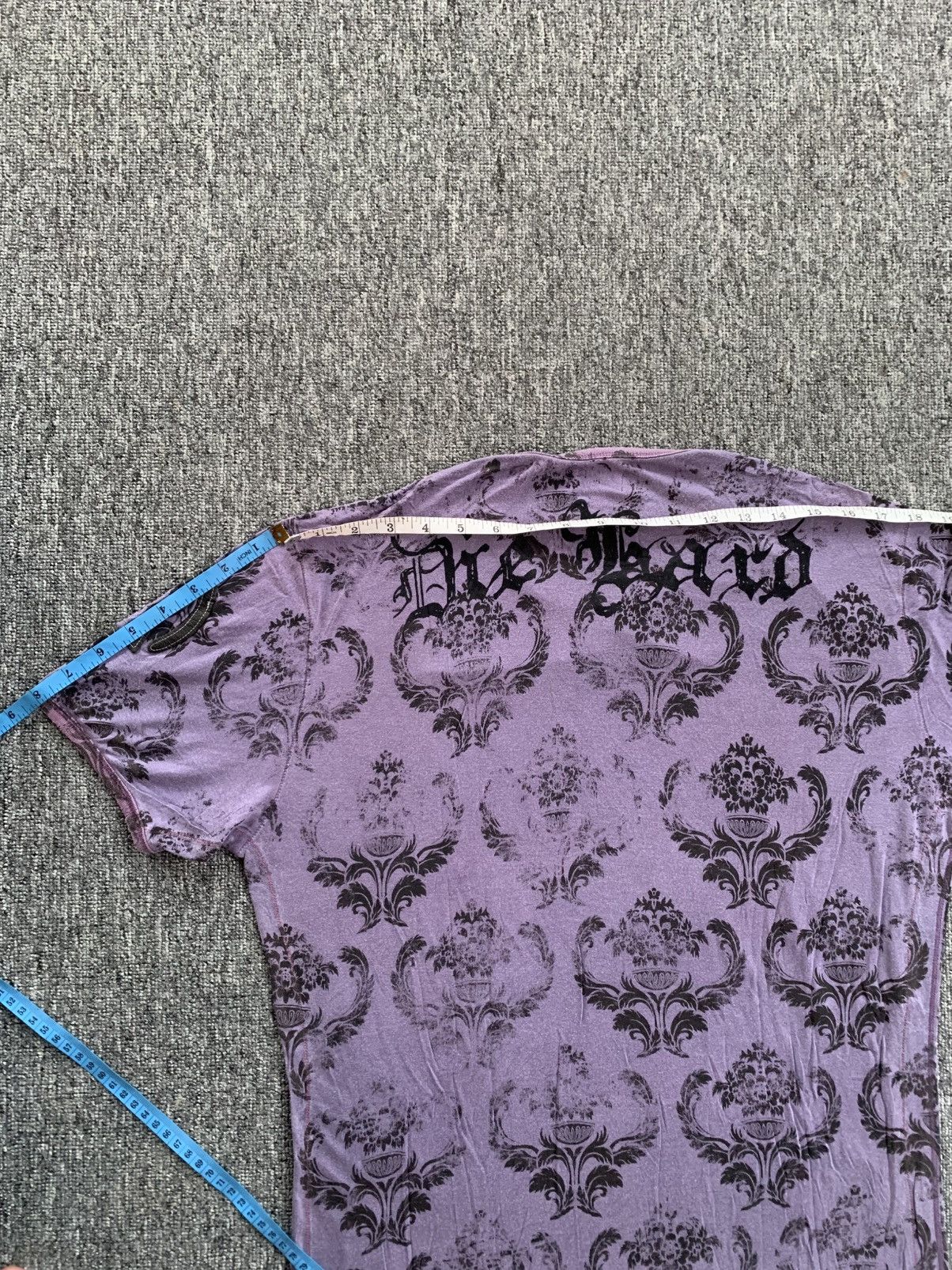 Japanese Brand Rarer Die Hard Poem Skull Gothic Distressed Purple Tshirt Size US L / EU 52-54 / 3 - 11 Thumbnail