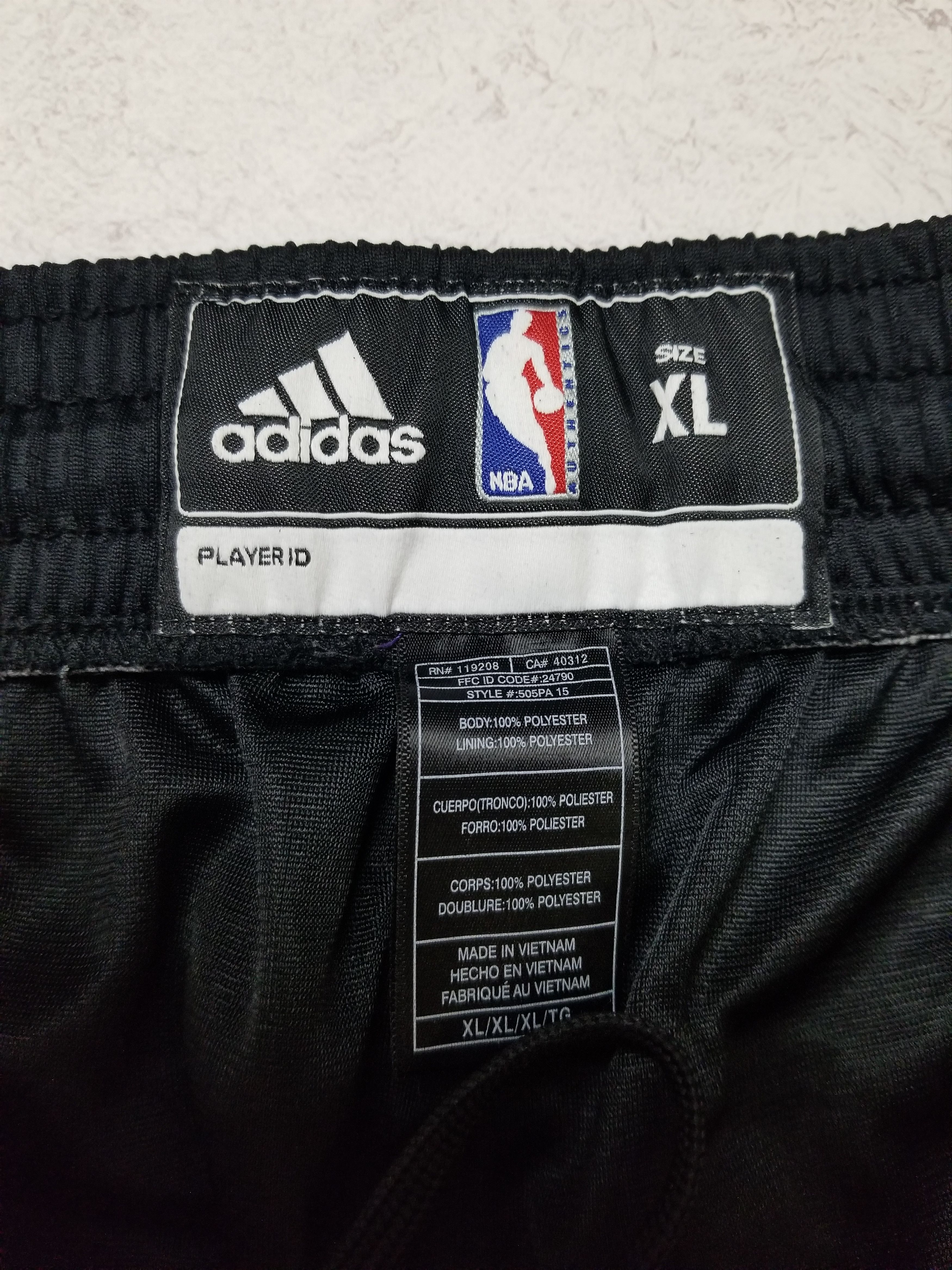 Adidas Hollywood Nights Los Angeles Lakers Black Shorts Size XL Size US 36 / EU 52 - 6 Thumbnail