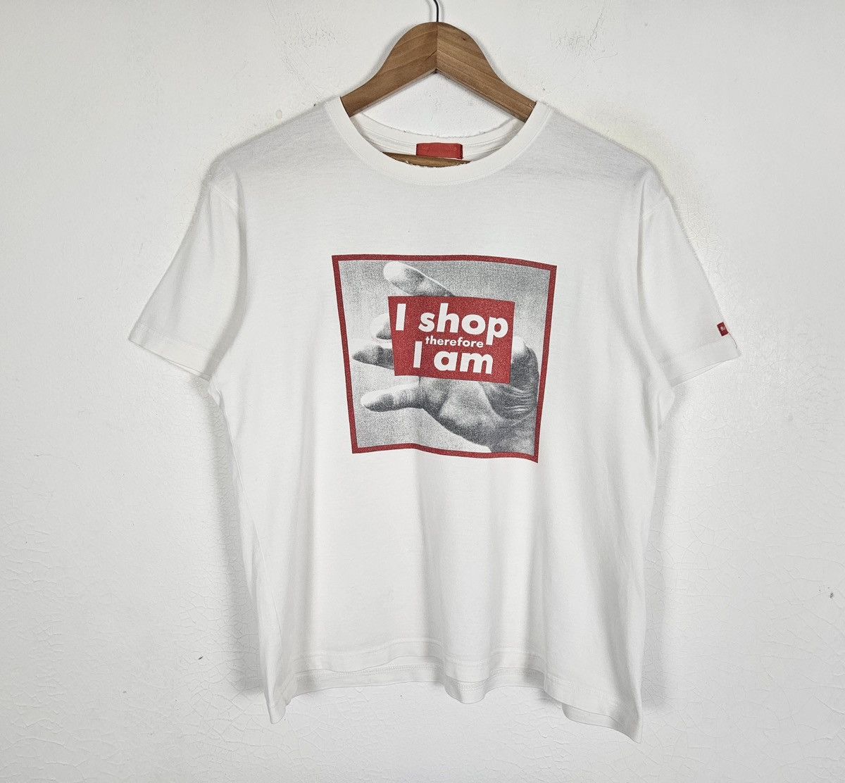 Barbara Kruger Barbara Kruger I Shop Therefore I Am shirt Size US M / EU 48-50 / 2 - 3 Thumbnail