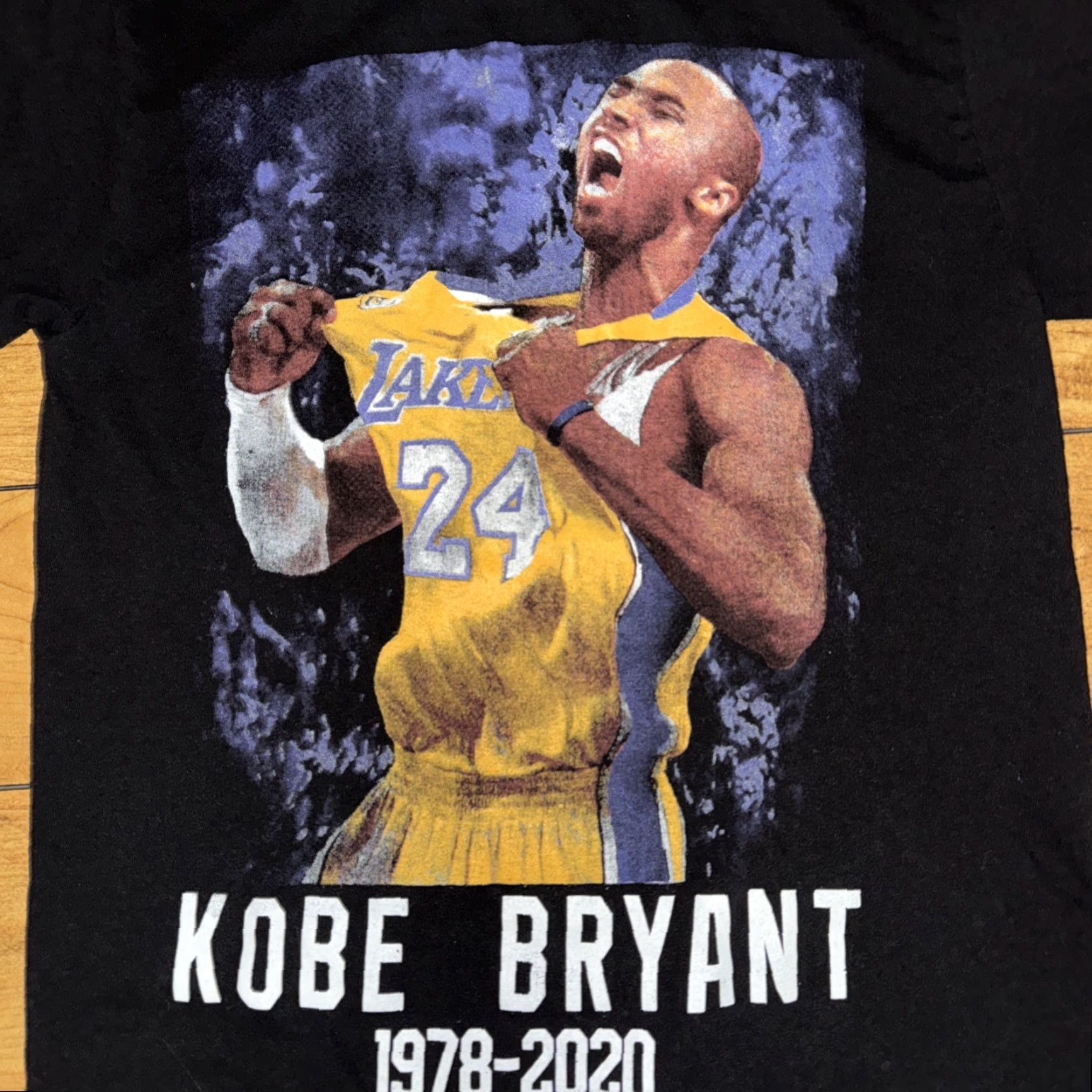 Vintage VINTAGE Kobe Bryant Memorial T-Shirt Lakers Black Small 17x25 Tribute Graphic Size US S / EU 44-46 / 1 - 2 Thumbnail