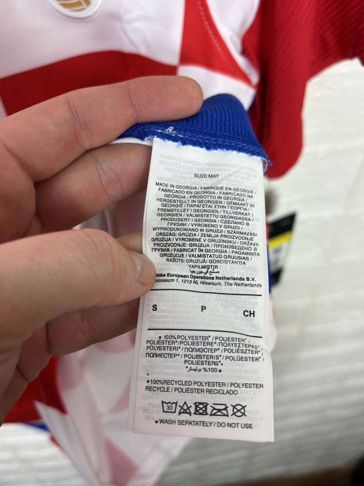 Nike Croatia Euro 2020 Home Soccer Jersey Football Kit Shirt Size US S / EU 44-46 / 1 - 7 Thumbnail