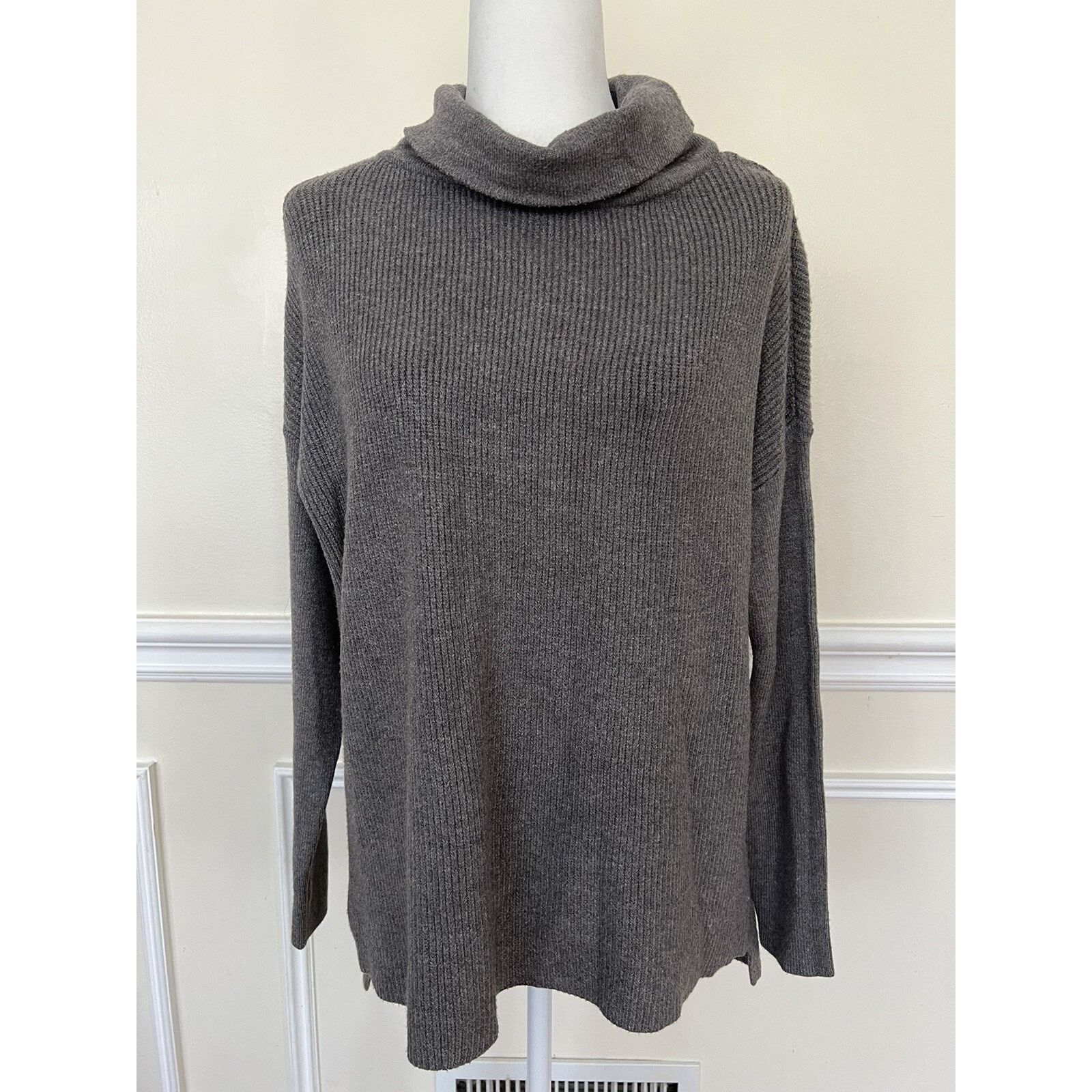 Karl Kani DEVOTION BY CYRUS Cowlneck Ribbed Tunic Sweater L A003022 Size L / US 10 / IT 46 - 3 Thumbnail
