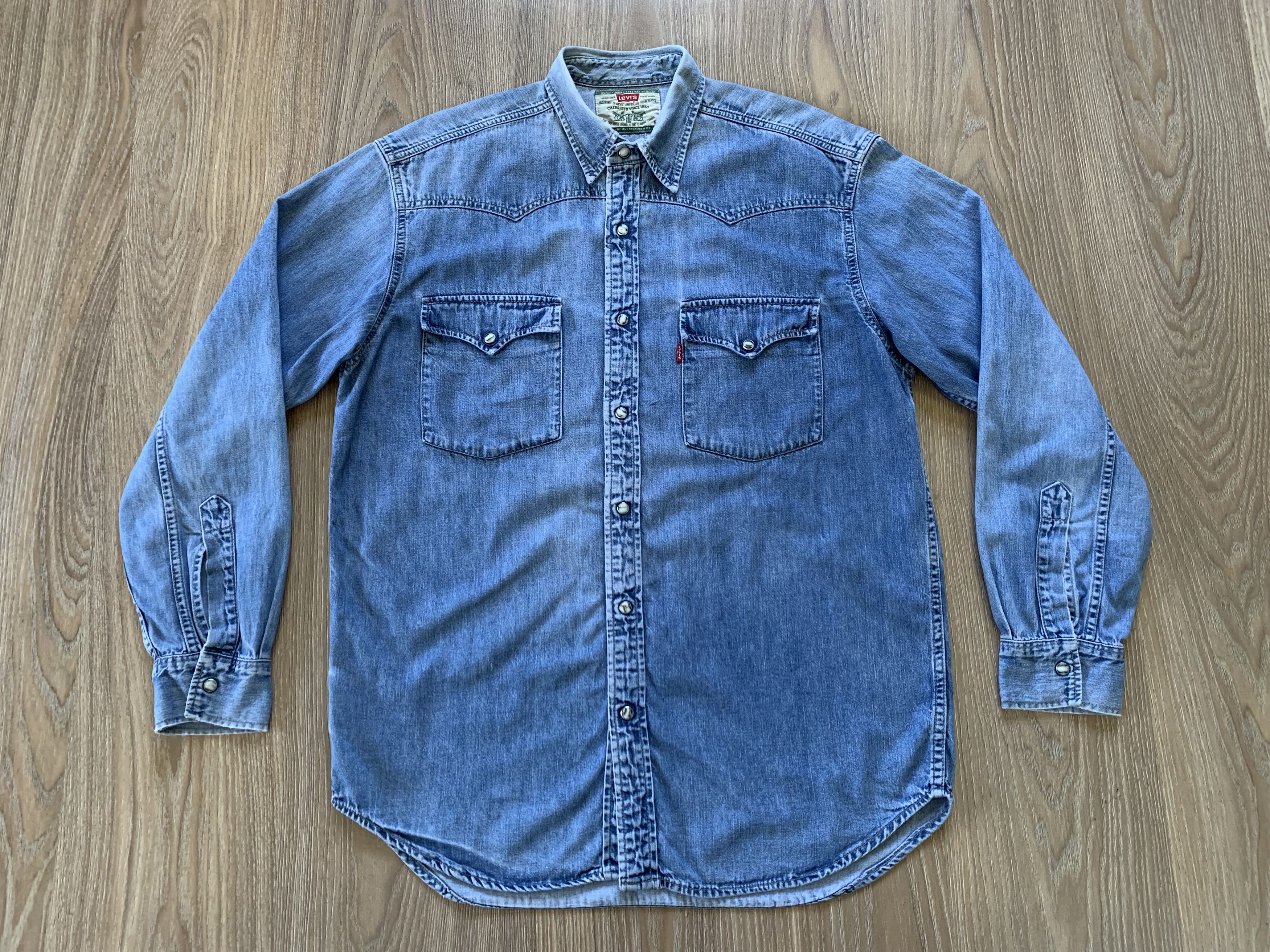 Levi's × Levi's Vintage Clothing × Vintage Levi's Vintage Denim Button Up Shirt Size US M / EU 48-50 / 2 - 2 Thumbnail