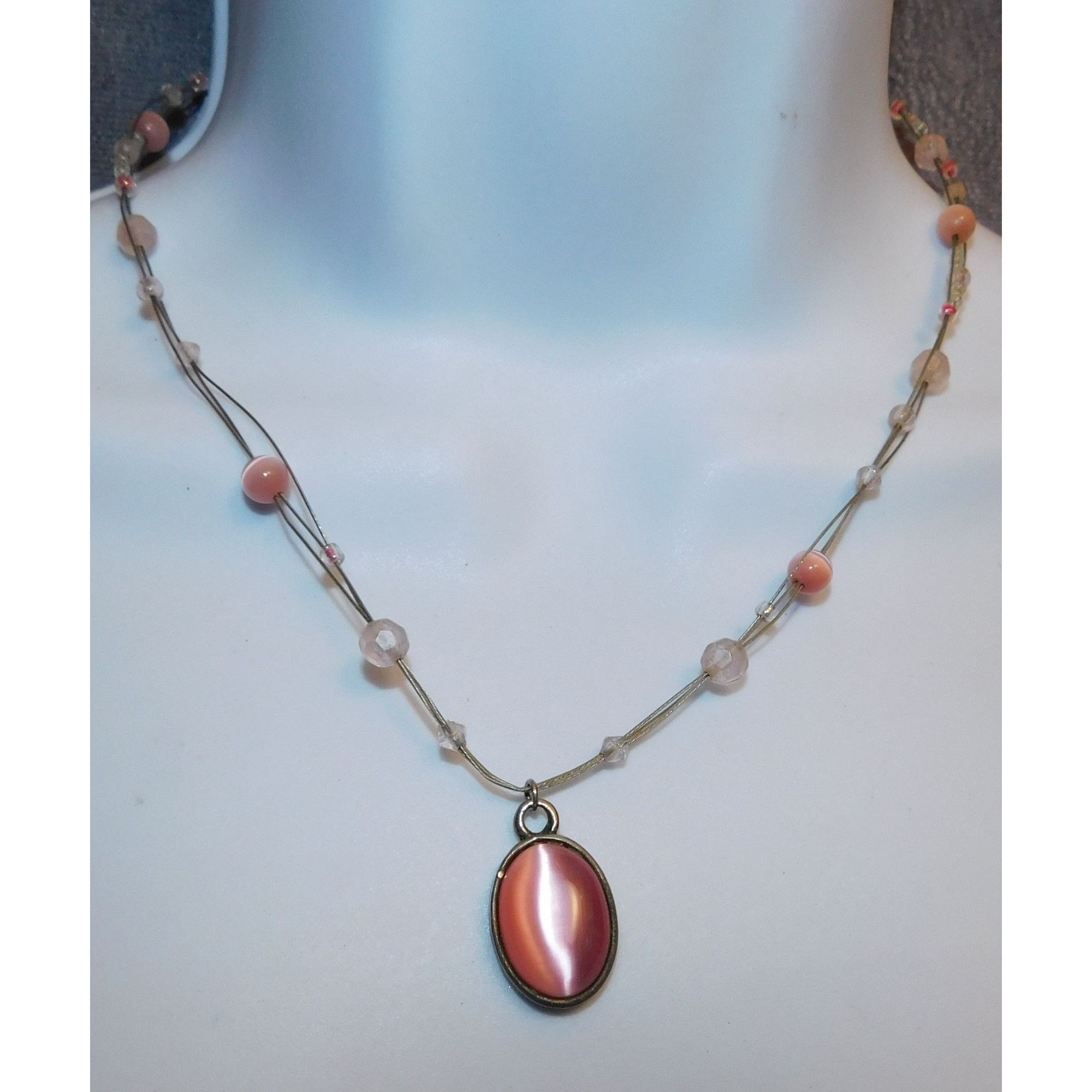 Other Coquette Pink Cateye Teardrop Glass Pendant Necklace Size ONE SIZE - 2 Thumbnail