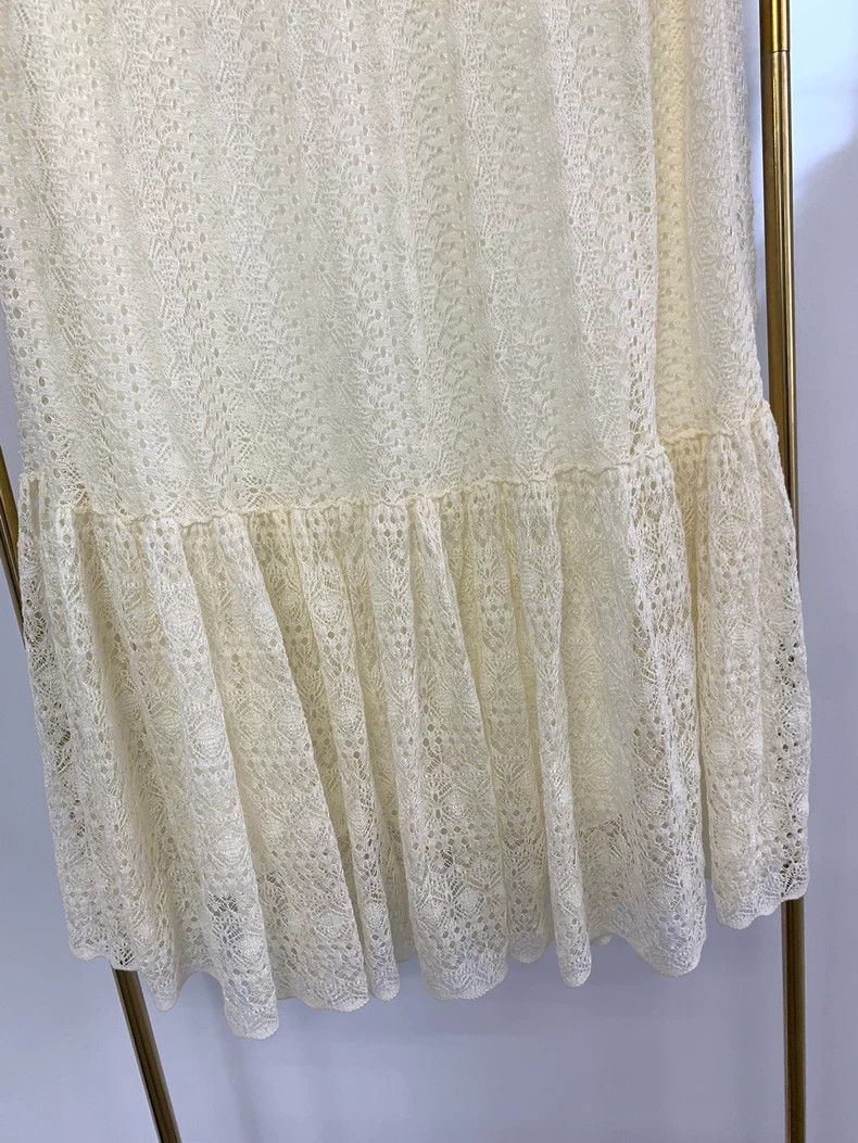 Dior Dior White hollow lace skirt Size 27" / US 4 / IT 40 - 2 Thumbnail