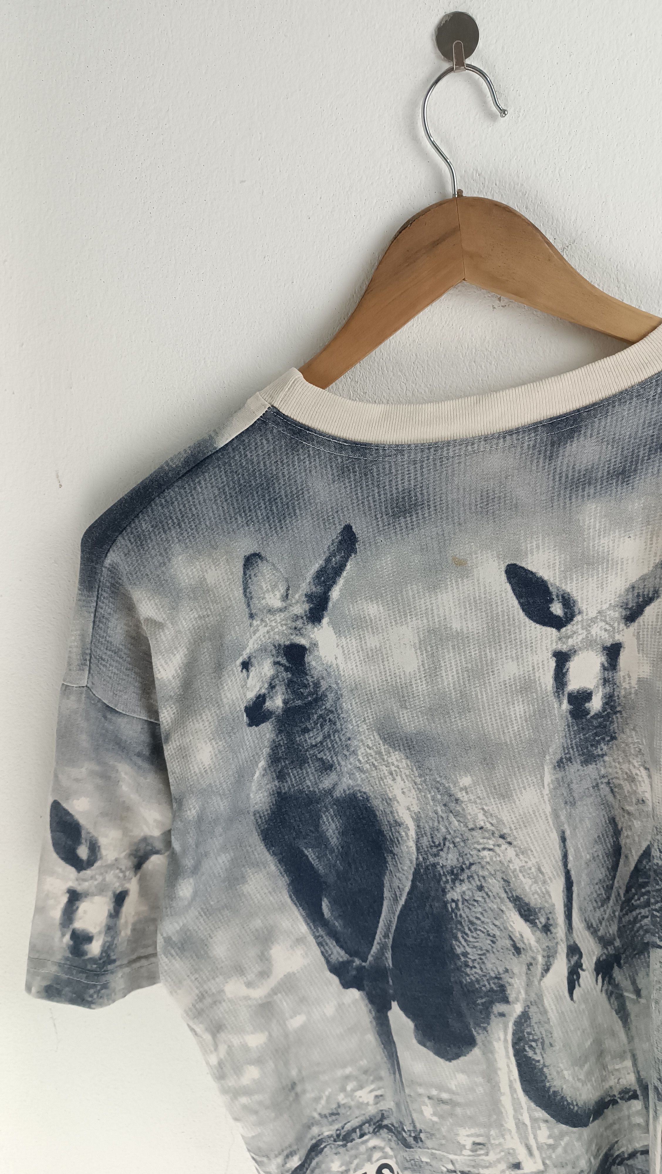 Vintage VINTAGE 90'S AUTRALIA KANGAROO AOP OVERPRINT VERY RARE TEE Size US XL / EU 56 / 4 - 5 Thumbnail