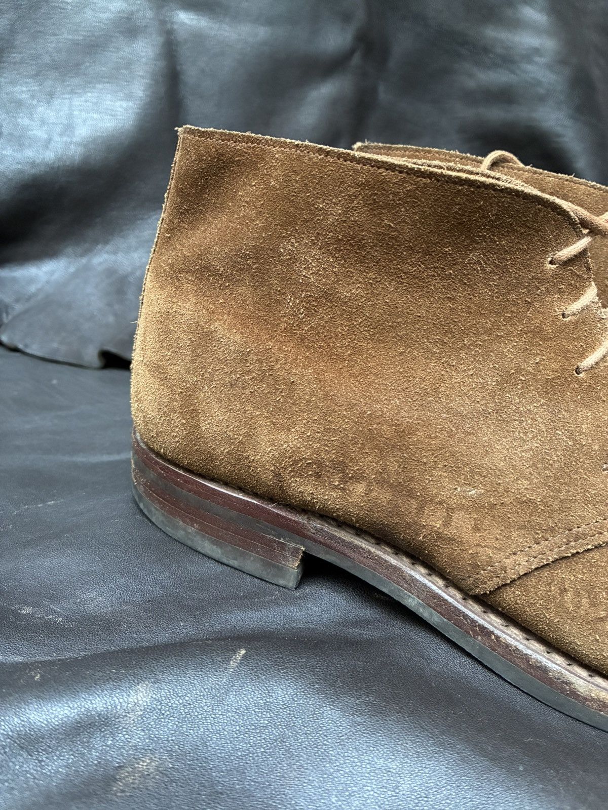 Crockett & Jones SUEDE CROCKETT & JONES CHILTERN TOBACCO CHUKKA BOOTS Size US 11 / EU 44 - 5 Thumbnail