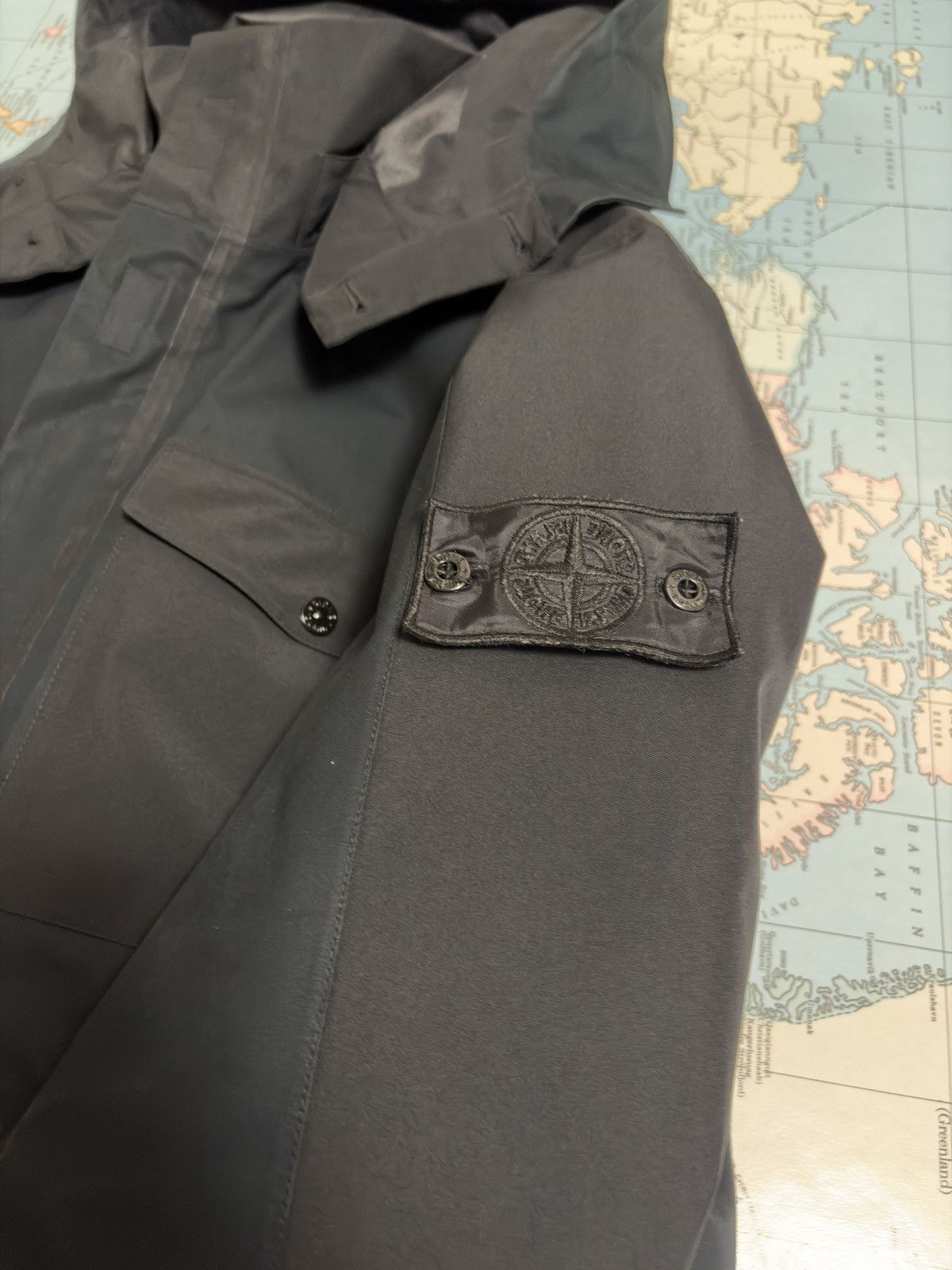 Stone Island Shadow Project Stone Island Tank Shield Ghost Piece | Black SZ XL Size US XL / EU 56 / 4 - 5 Thumbnail