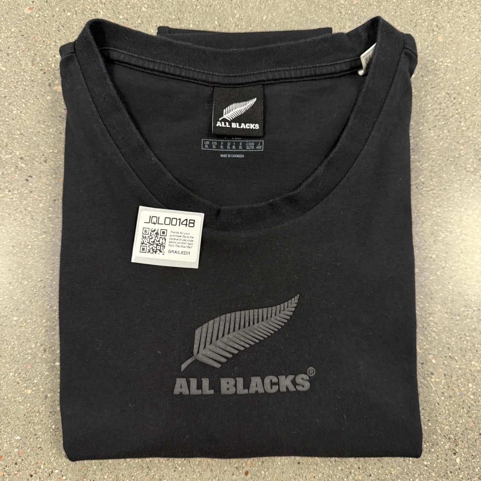 Adidas Original Adidas All Blacks T-Shirt XL w/ Black Tag Size US L / EU 52-54 / 3 - 11 Thumbnail