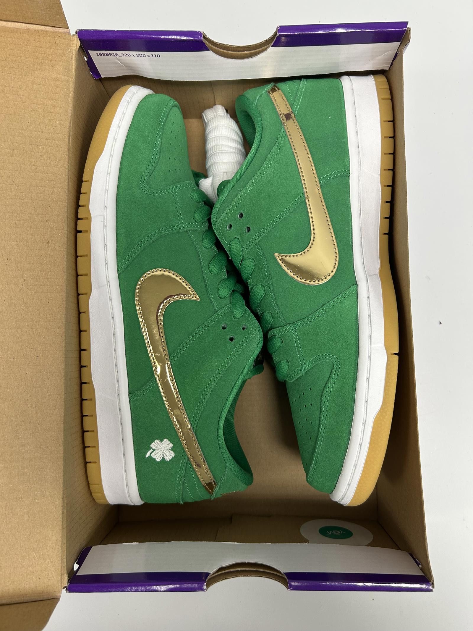 Nike Nike Dunk Low Pro "Lucky Green" Sneakers Size US 9 / EU 42 - 3 Thumbnail