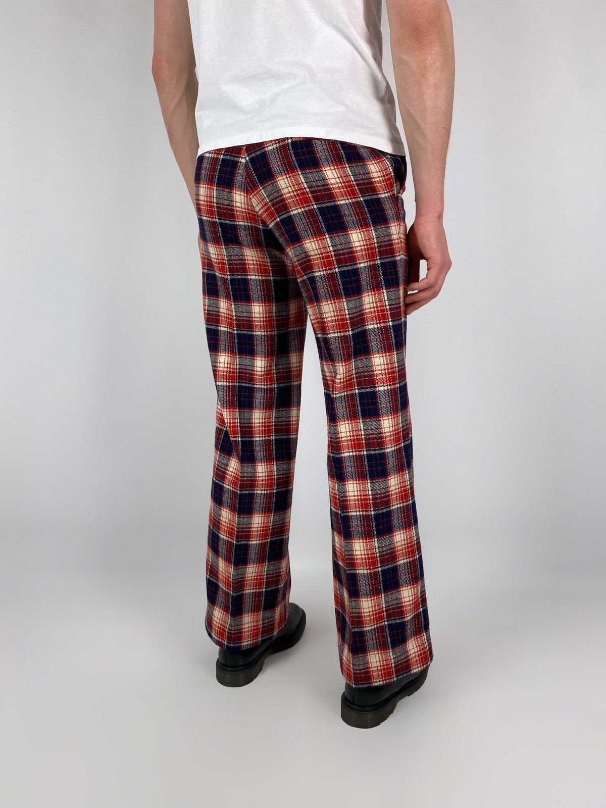 Vintage 1970’s Vintage Penthouse Wool Red Tartan Check Wide Trousers Size US 32 / EU 48 - 1 Thumbnail