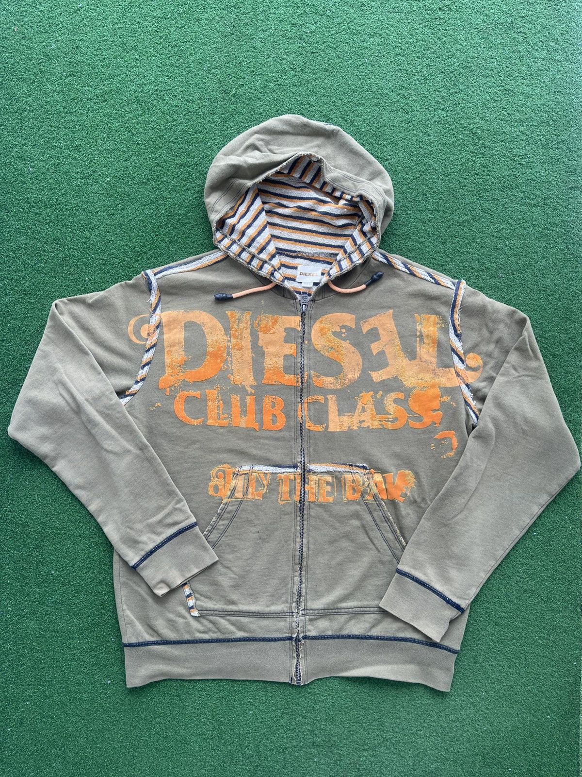 Diesel 🔥HOT🔥VINTAGE DIESEL SPELLOUT VERY RARE Size US XL / EU 56 / 4 - 1 Thumbnail
