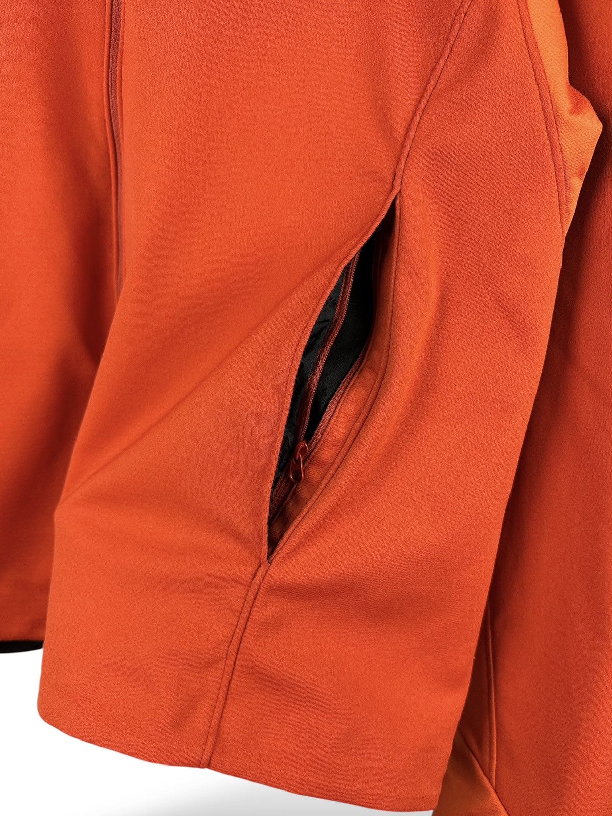 Arc'teryx Arcteryx Mens Windstopper Jacket Full Zip Reflective Running Size US L / EU 52-54 / 3 - 6 Thumbnail