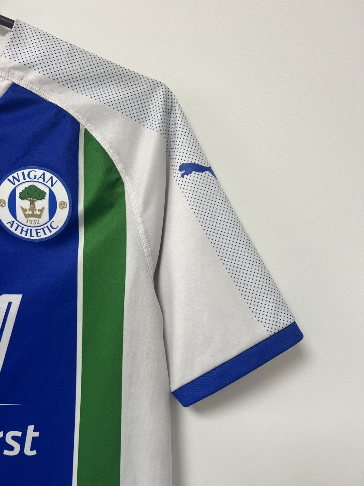 Puma × Vintage Wigan Athletic 2018/19 Home Jersey Puma Football Shirt sz L Size US L / EU 52-54 / 3 - 7 Thumbnail